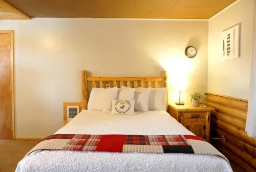 Moose Creek Inn