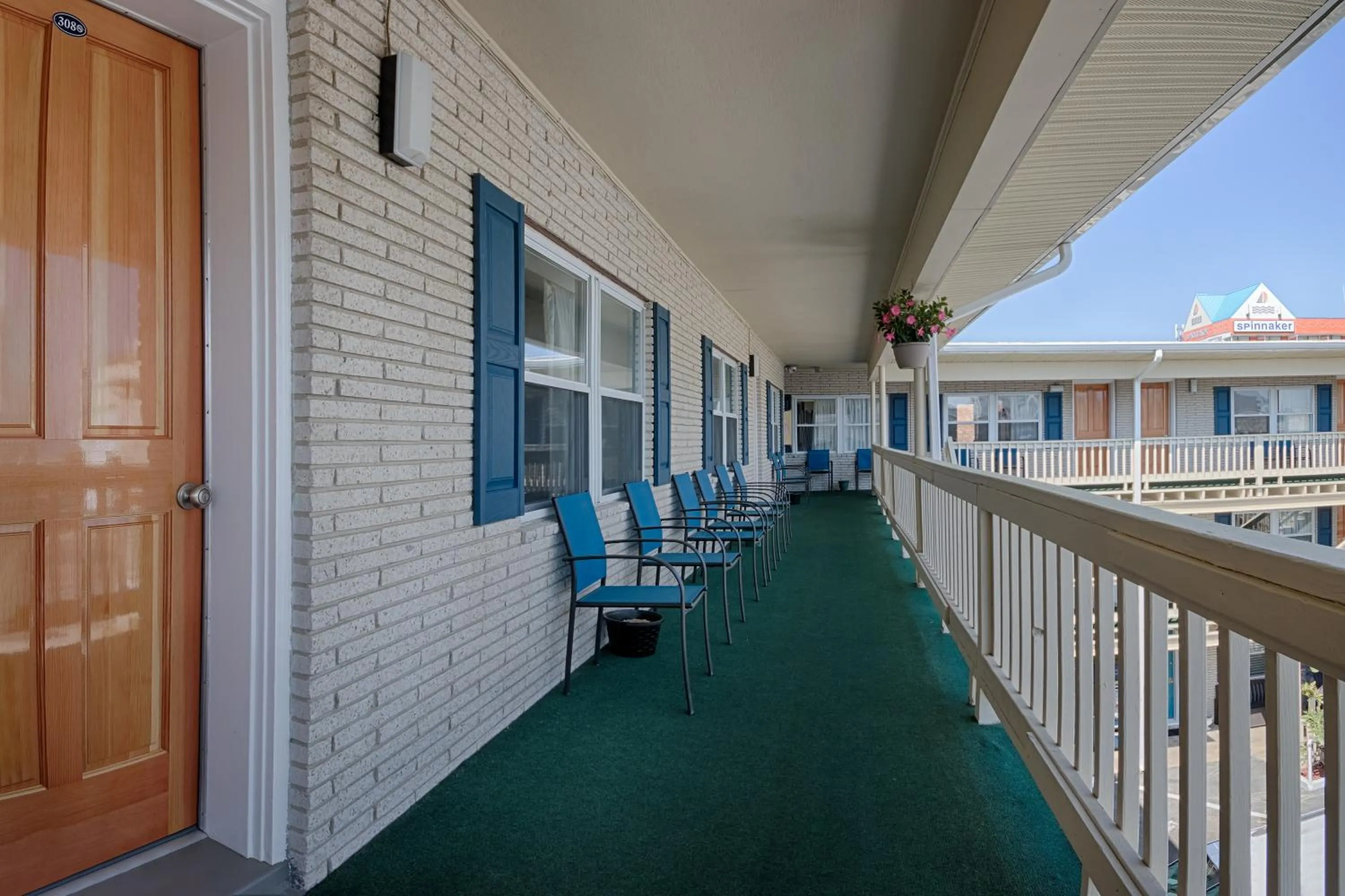 Patio in Crystal Sands Motel