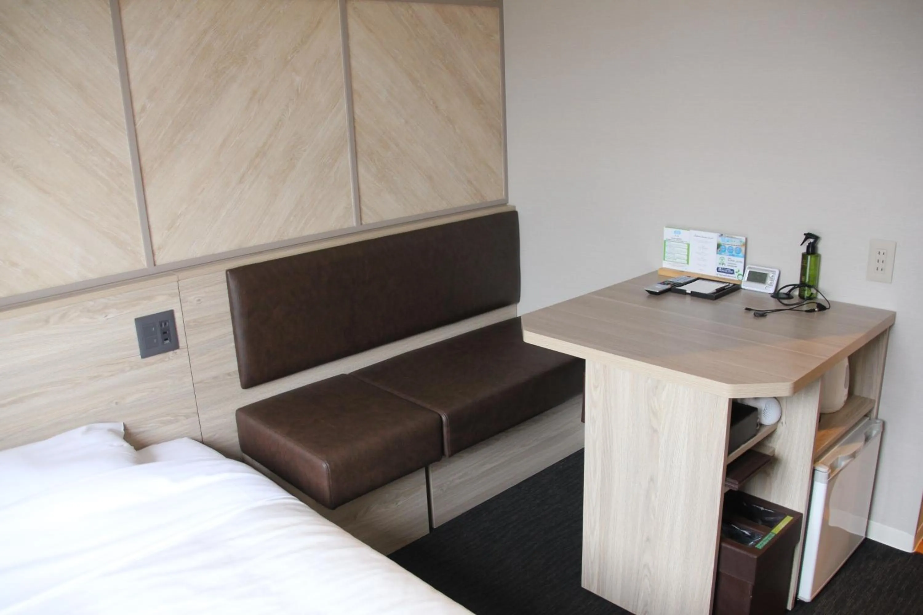 Living room, Bed in Super Hotel Tottori Ekimae