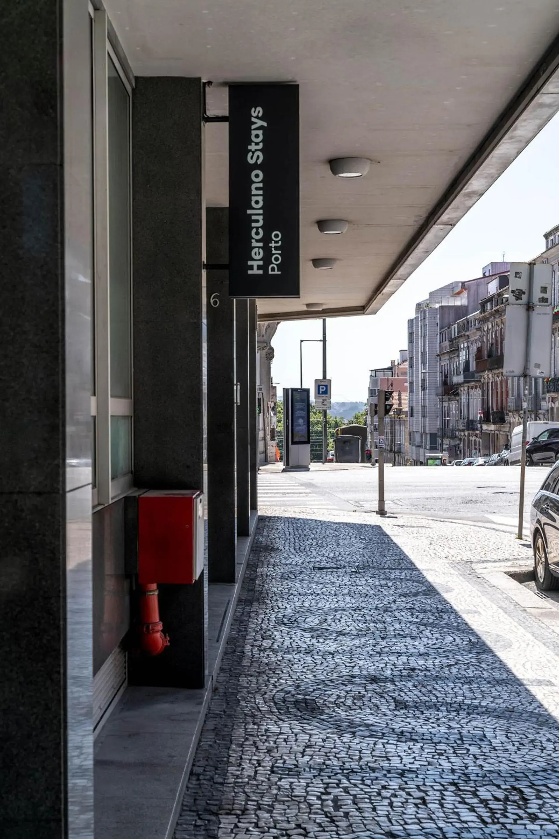 Facade/entrance in Herculano Stays Porto - Digital Access Facade/entrance in Herculano Stays Porto - Digital Access