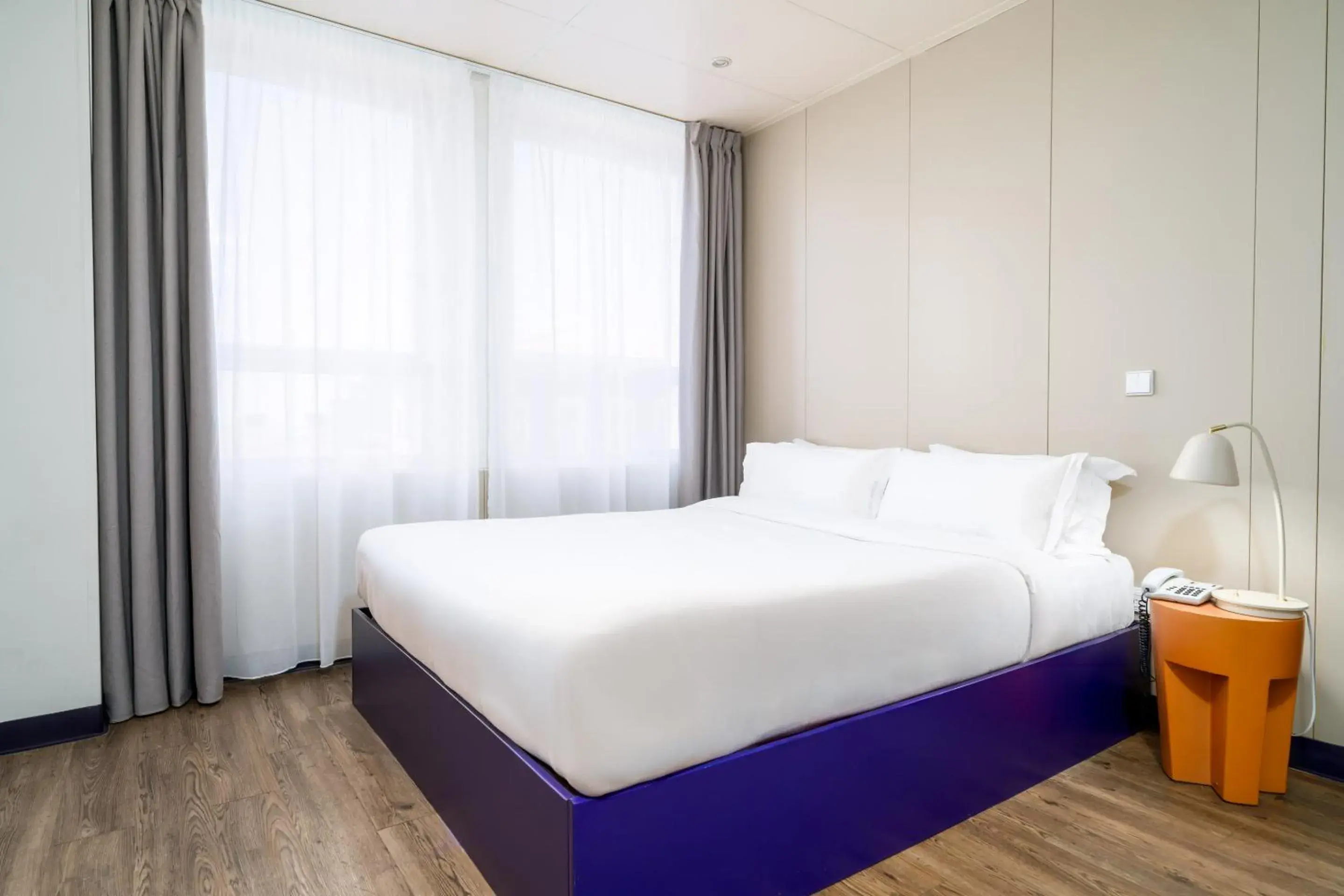 Queen Room in Herculano Stays Porto - Digital Access Queen Room in Herculano Stays Porto - Digital Access