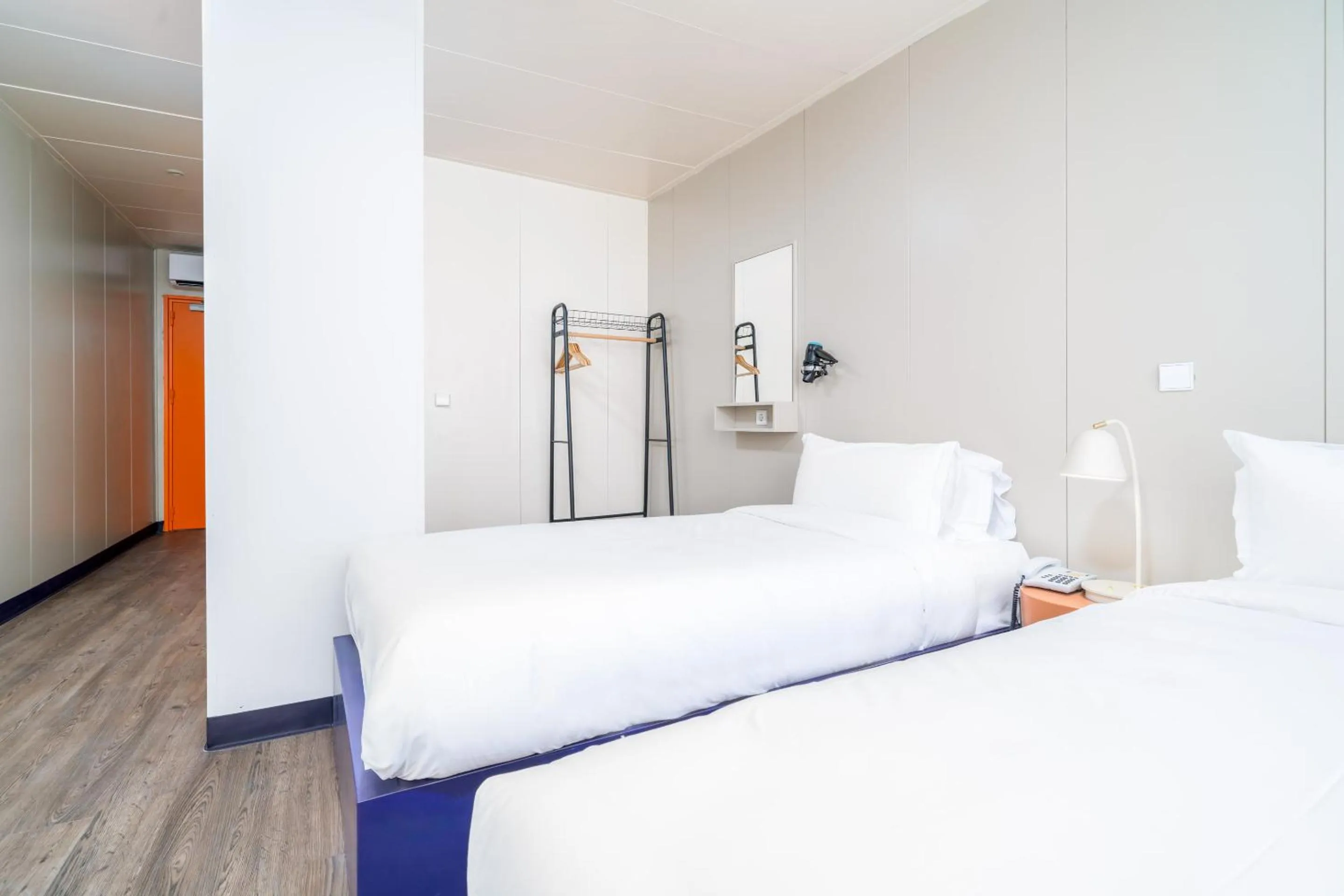 Bed in Herculano Stays Porto - Digital Access