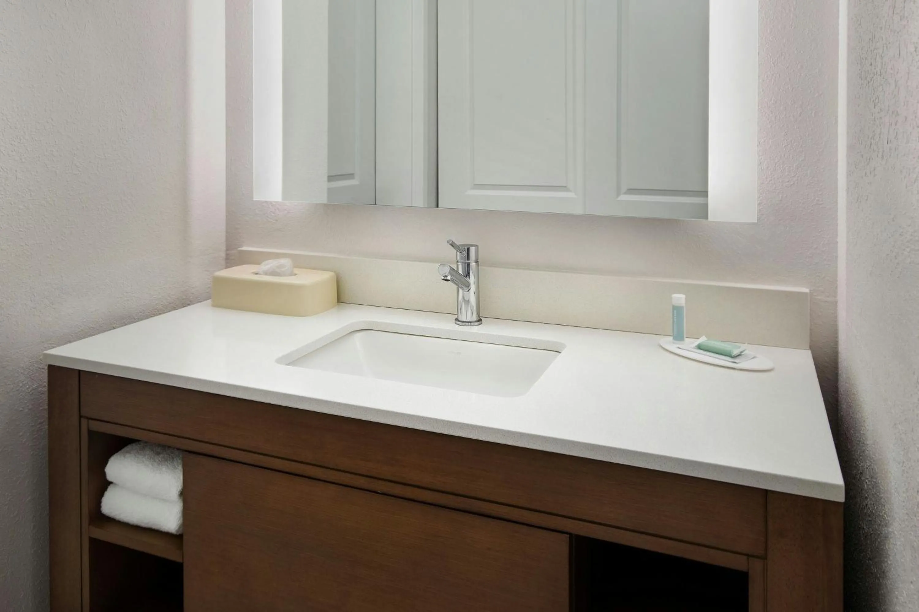 Photo of the whole room in Residence Inn Pittsburgh Monroeville/Wilkins Township