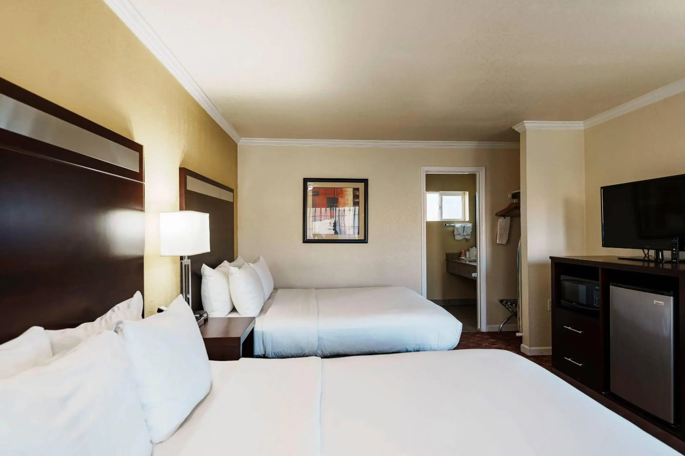 Bedroom, Bed in Quality Inn Ukiah Bedroom, Bed in Quality Inn Ukiah