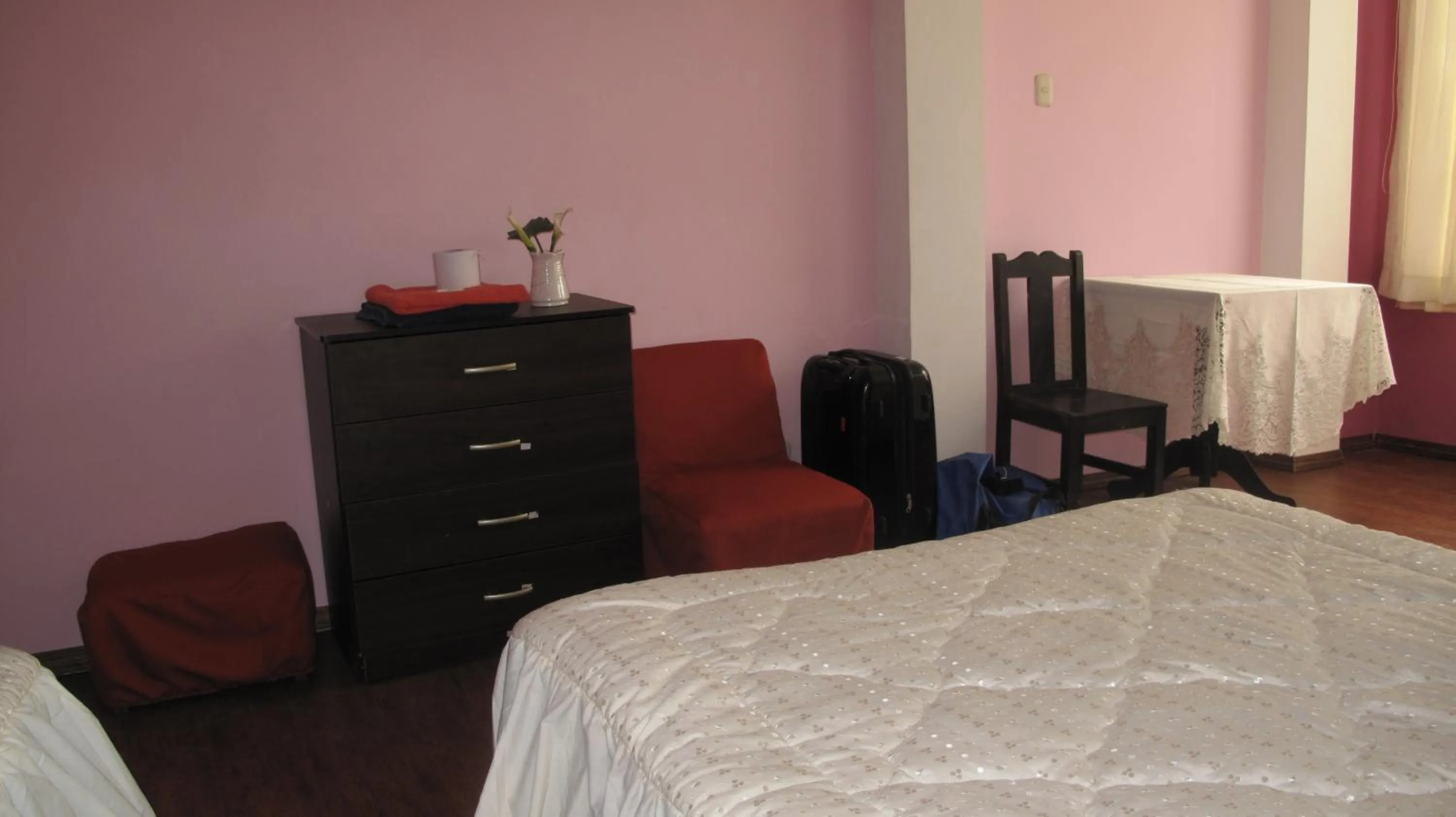 Photo of the whole room, Bed in Casa de Mama Cusco 2-The Ecohouse