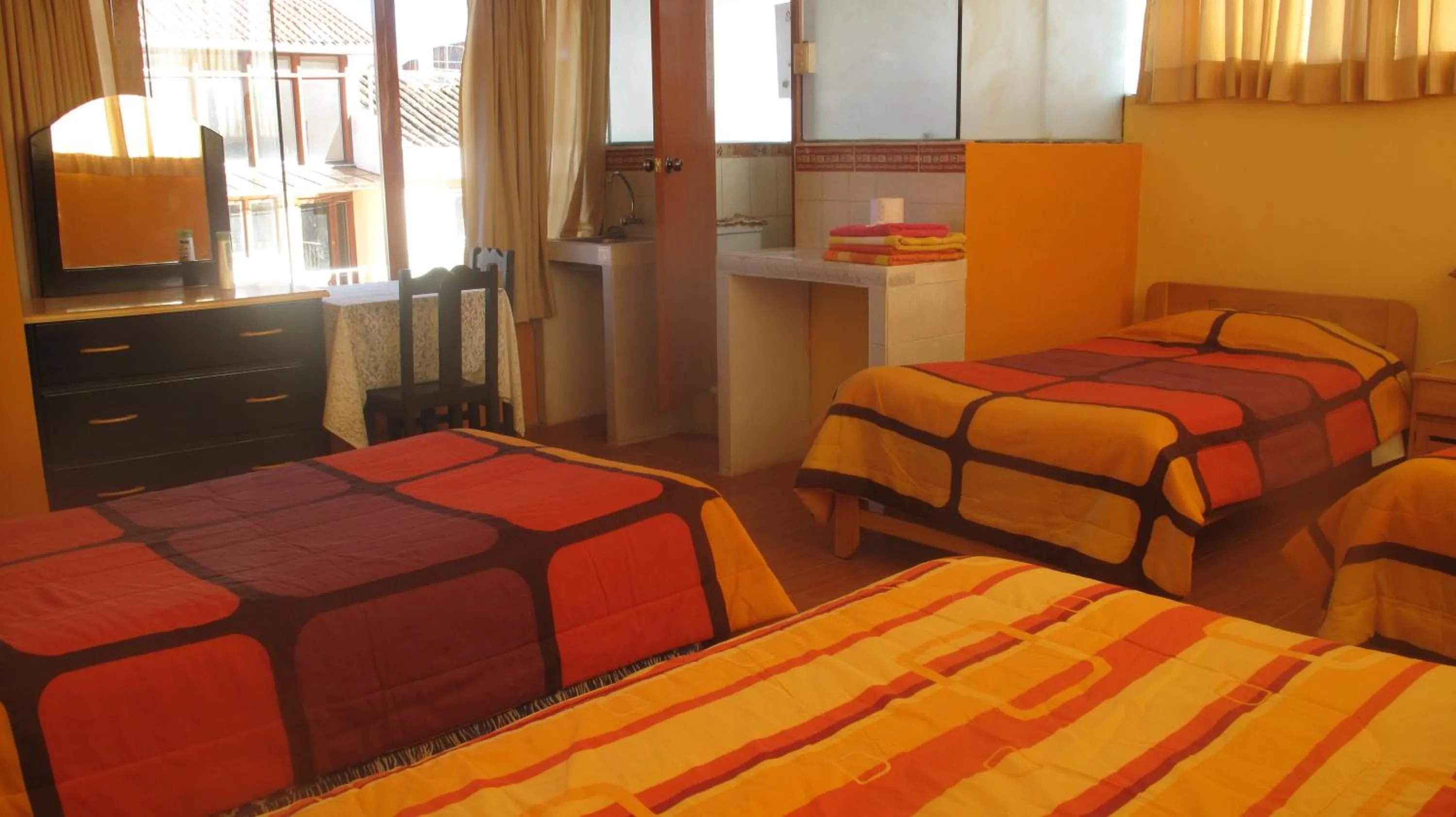 Photo of the whole room, Bed in Casa de Mama Cusco 2-The Ecohouse