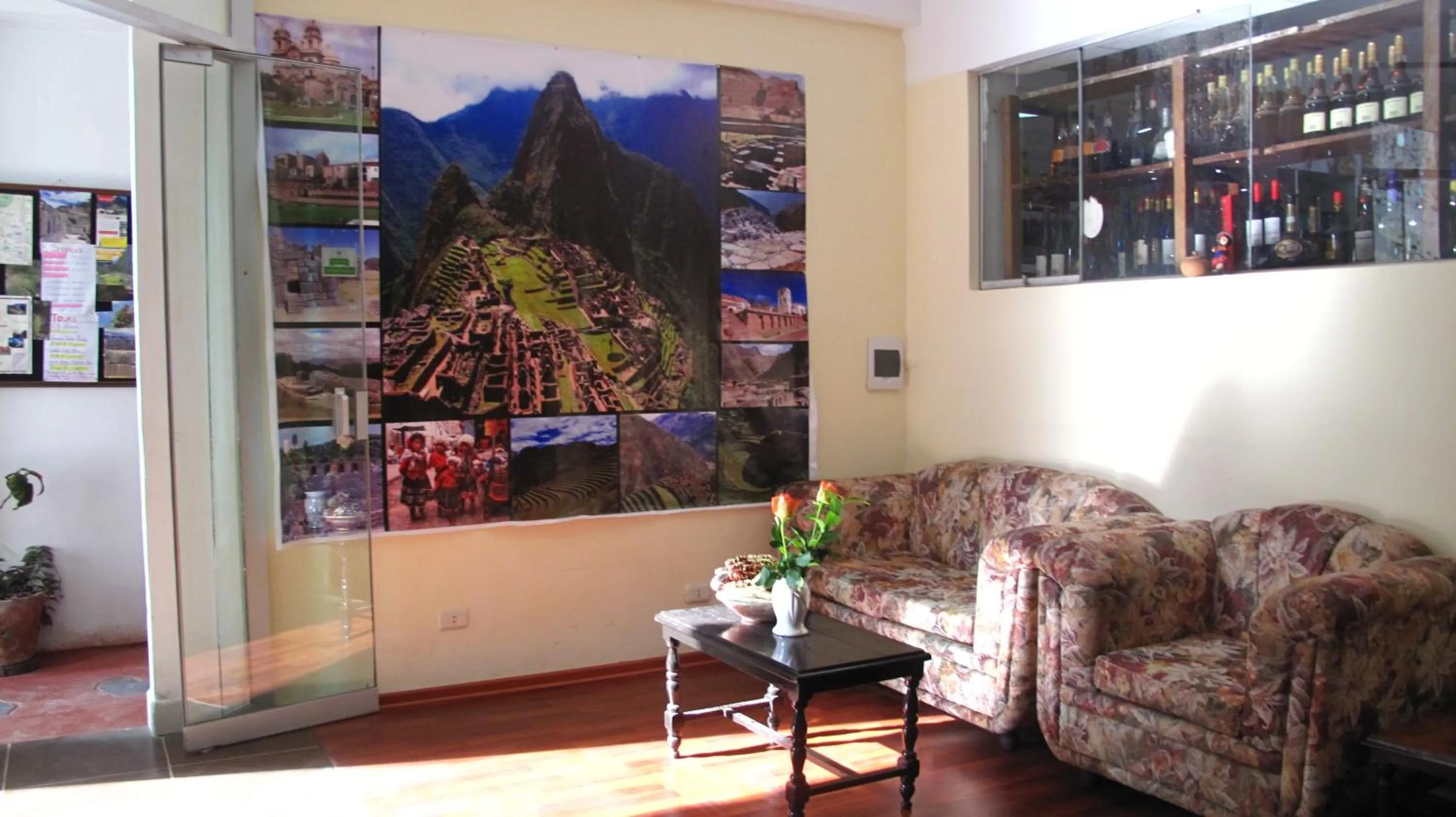 Lobby or reception in Casa de Mama Cusco 2-The Ecohouse