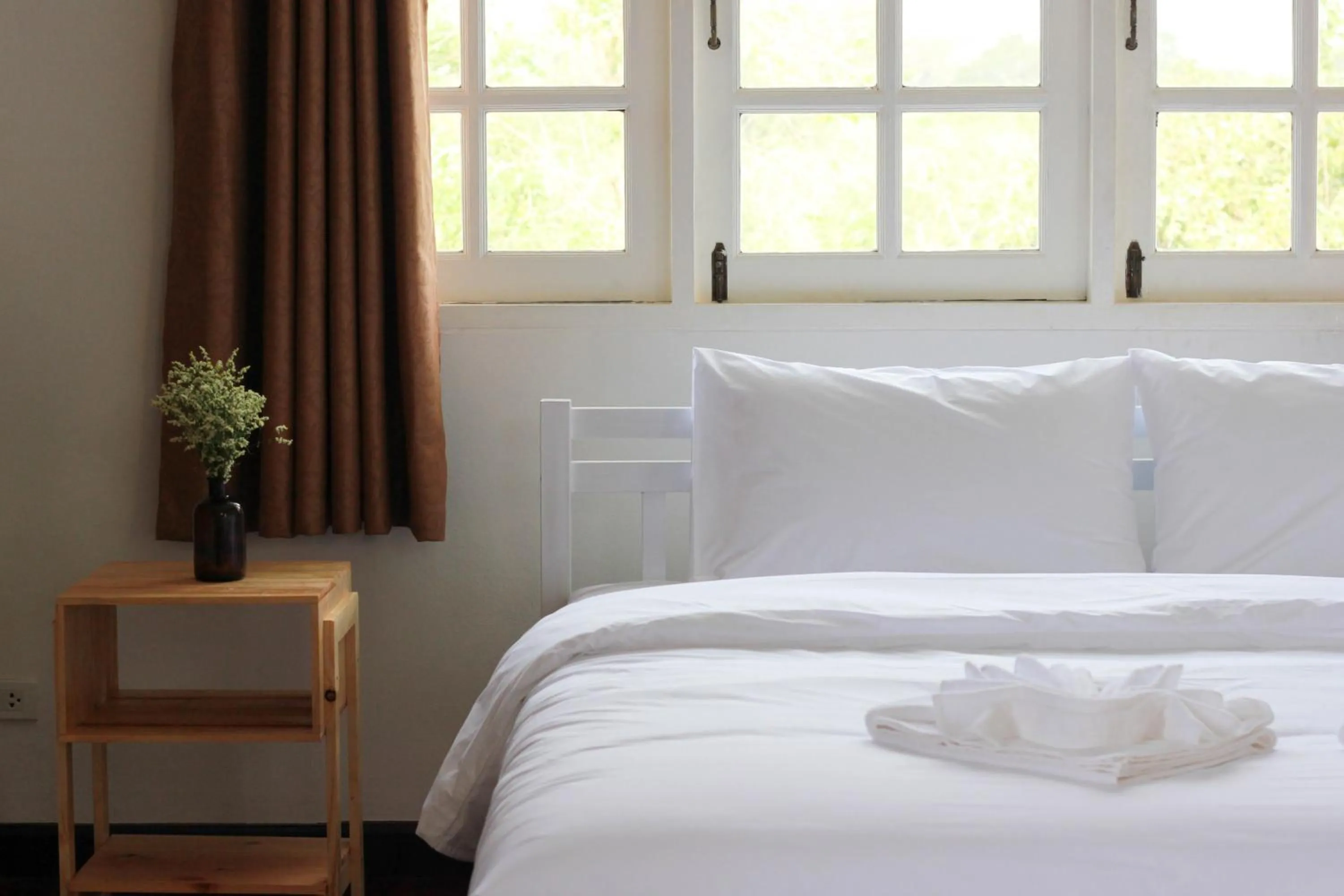 Bed in HOME@HOSTEL KANCHANABURI