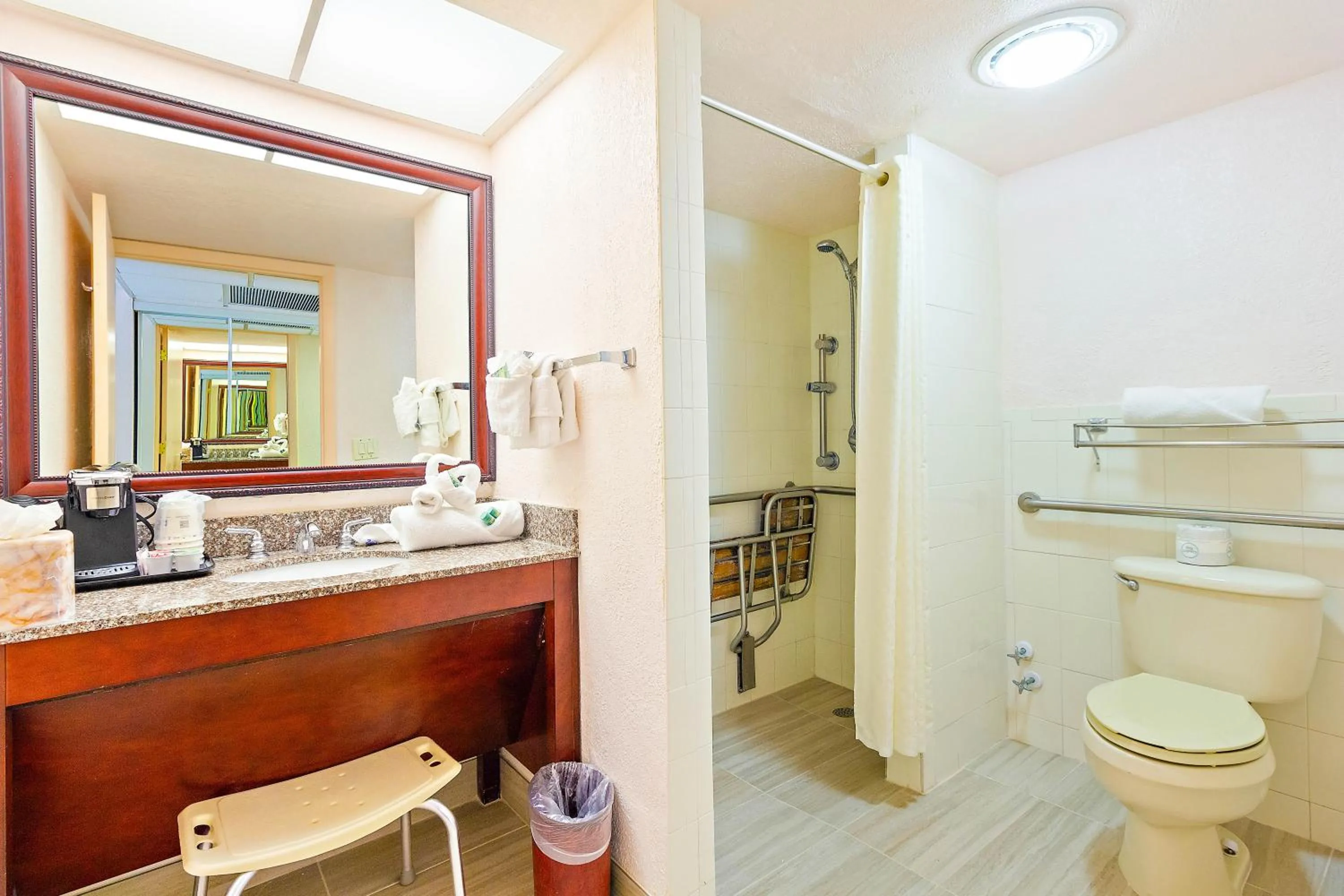 Bathroom in Oasis Boca Raton