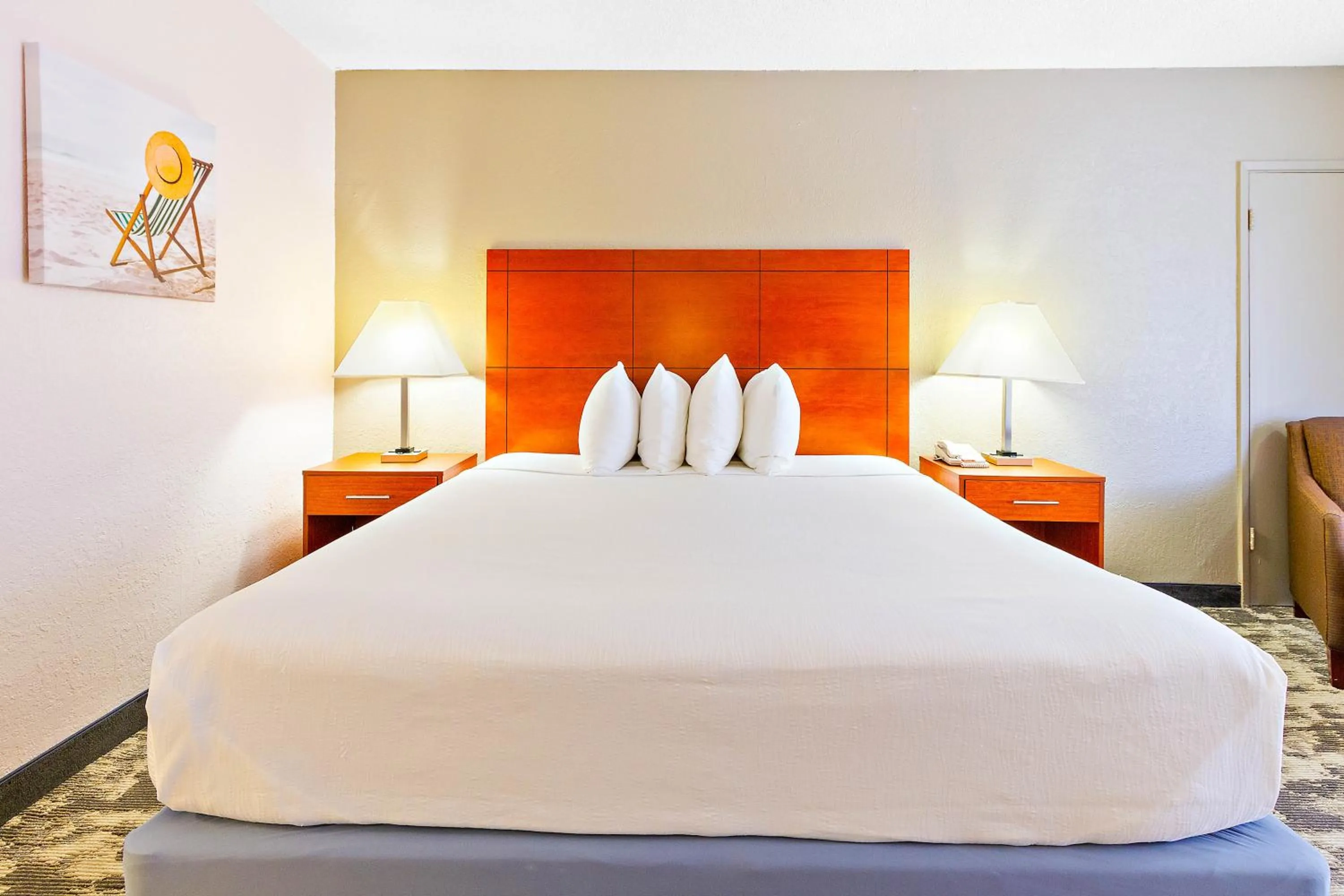 Photo of the whole room in Oasis Boca Raton