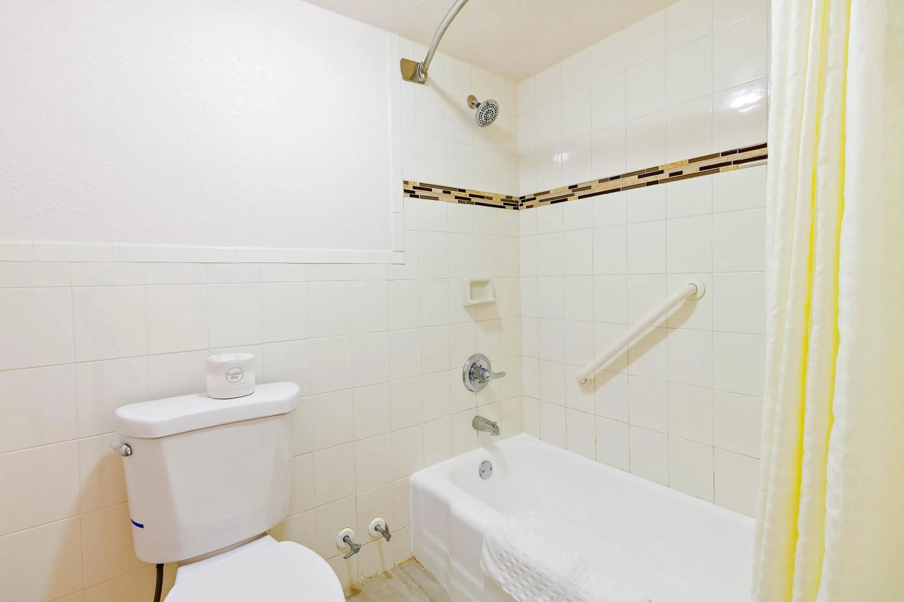 Bath in Oasis Boca Raton