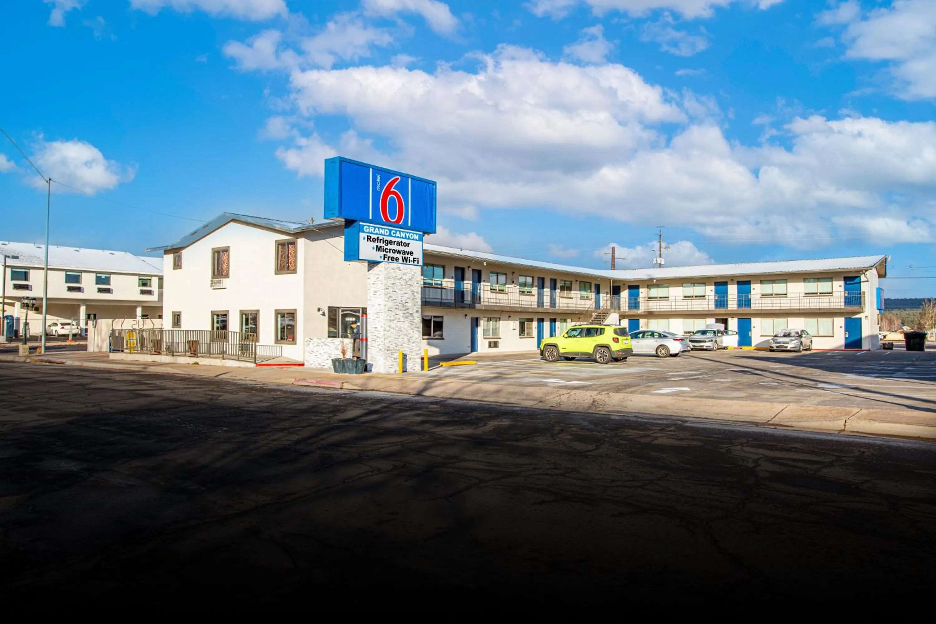 Property building in Motel 6 Williams AZ Downtown Grand Canyon