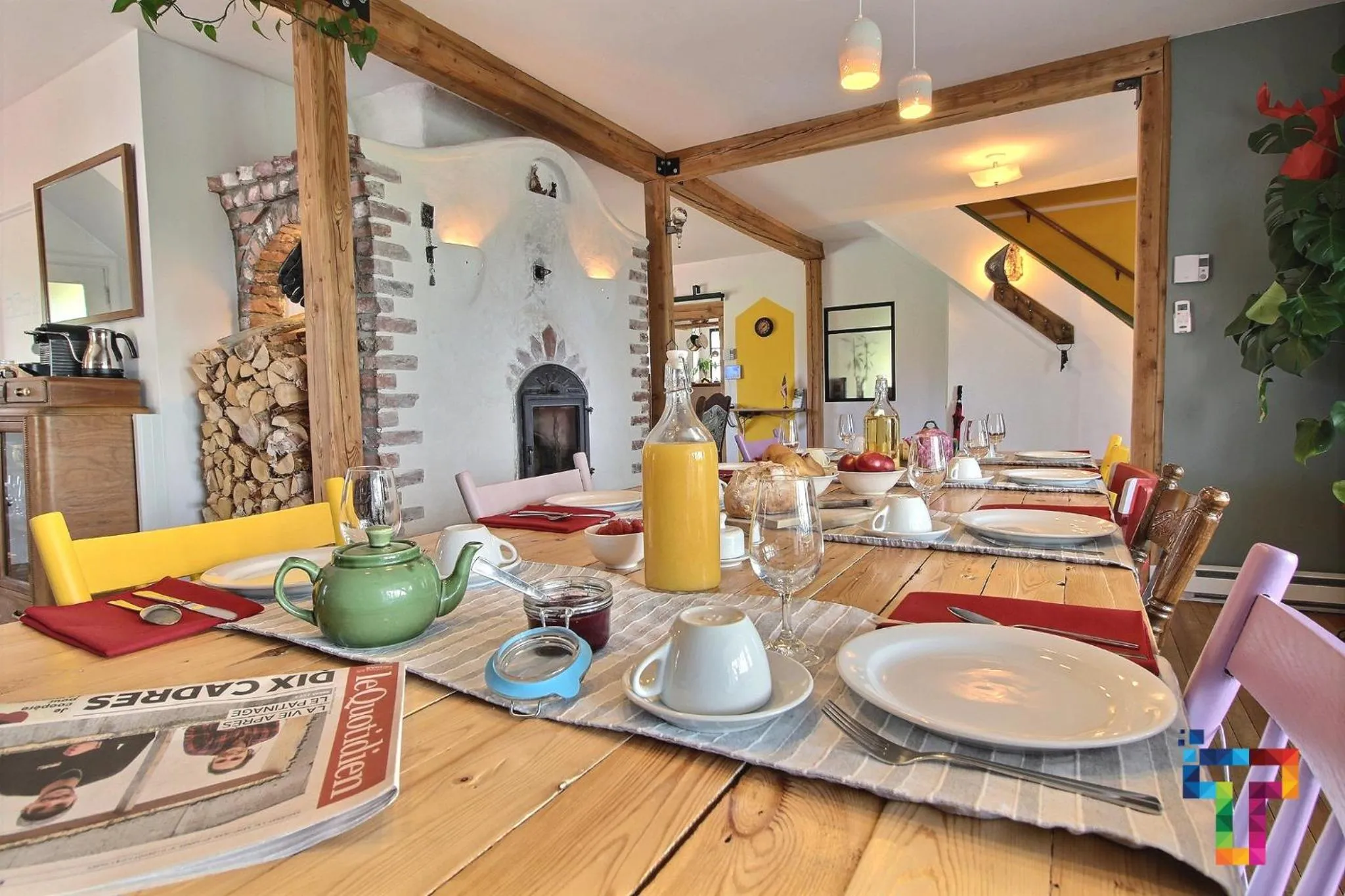 Dining area in Almatoit