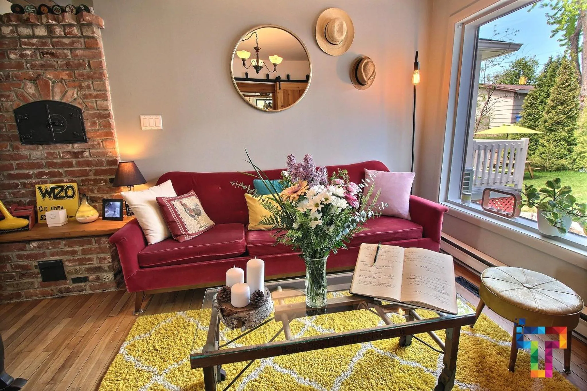 Communal lounge/ TV room in Almatoit