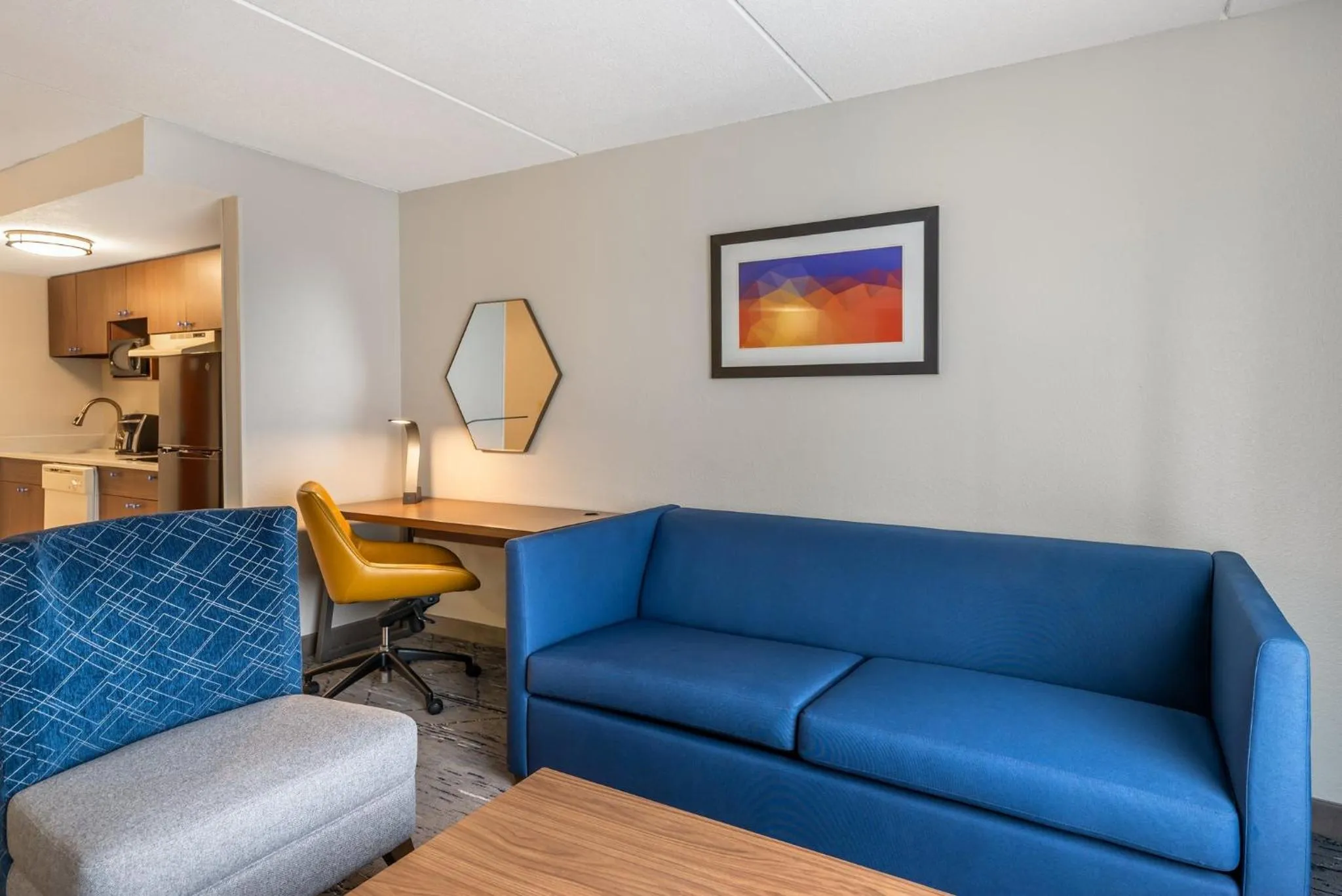 Photo of the whole room in Holiday Inn Express and Suites - Petersburg - Fort Lee by IHG
