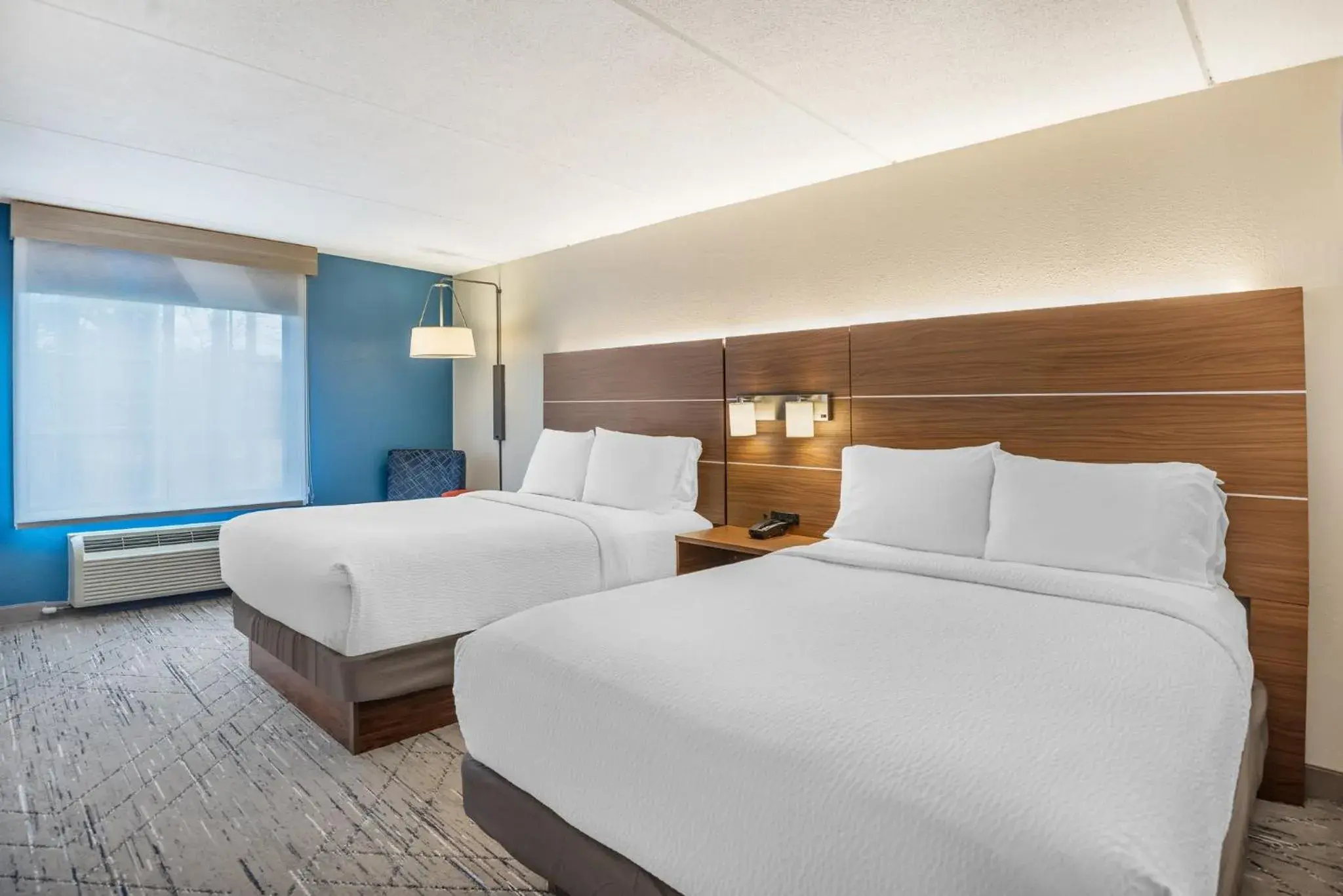Standard Room with Two Queen Beds in Holiday Inn Express and Suites - Petersburg - Fort Lee by IHG Standard Room with Two Queen Beds in Holiday Inn Express and Suites - Petersburg - Fort Lee by IHG