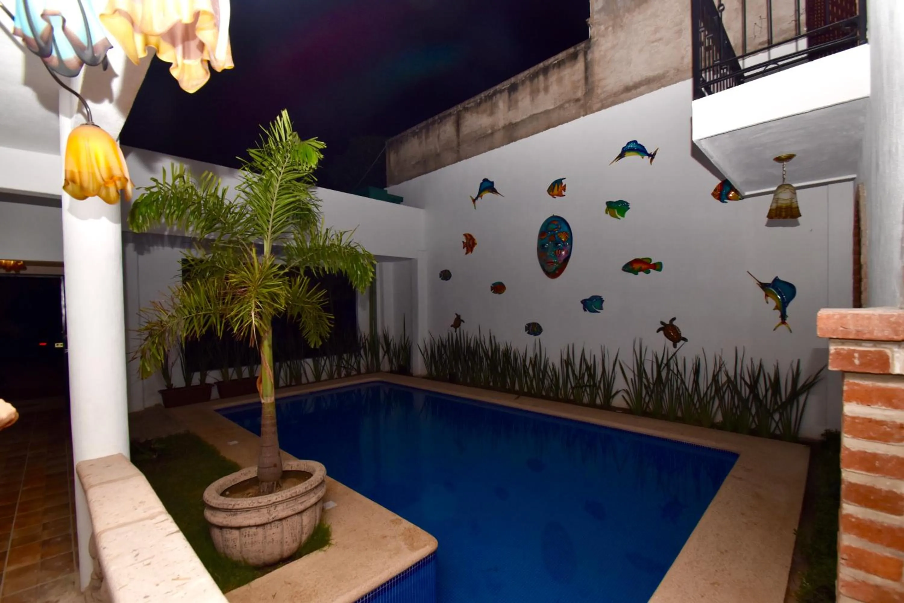 Swimming pool in Villas Amalia Hotel