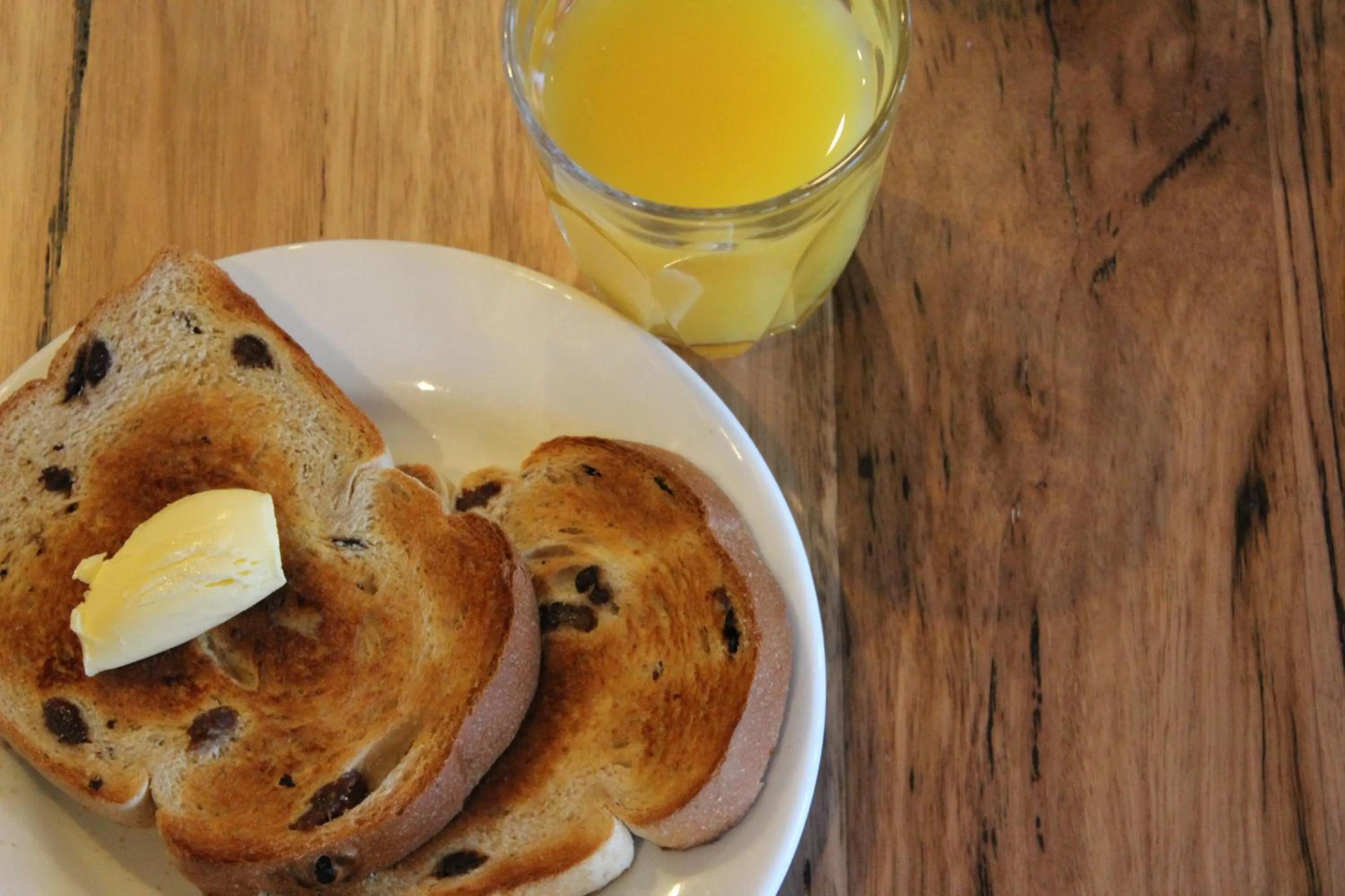 Breakfast in Alexandra Place
