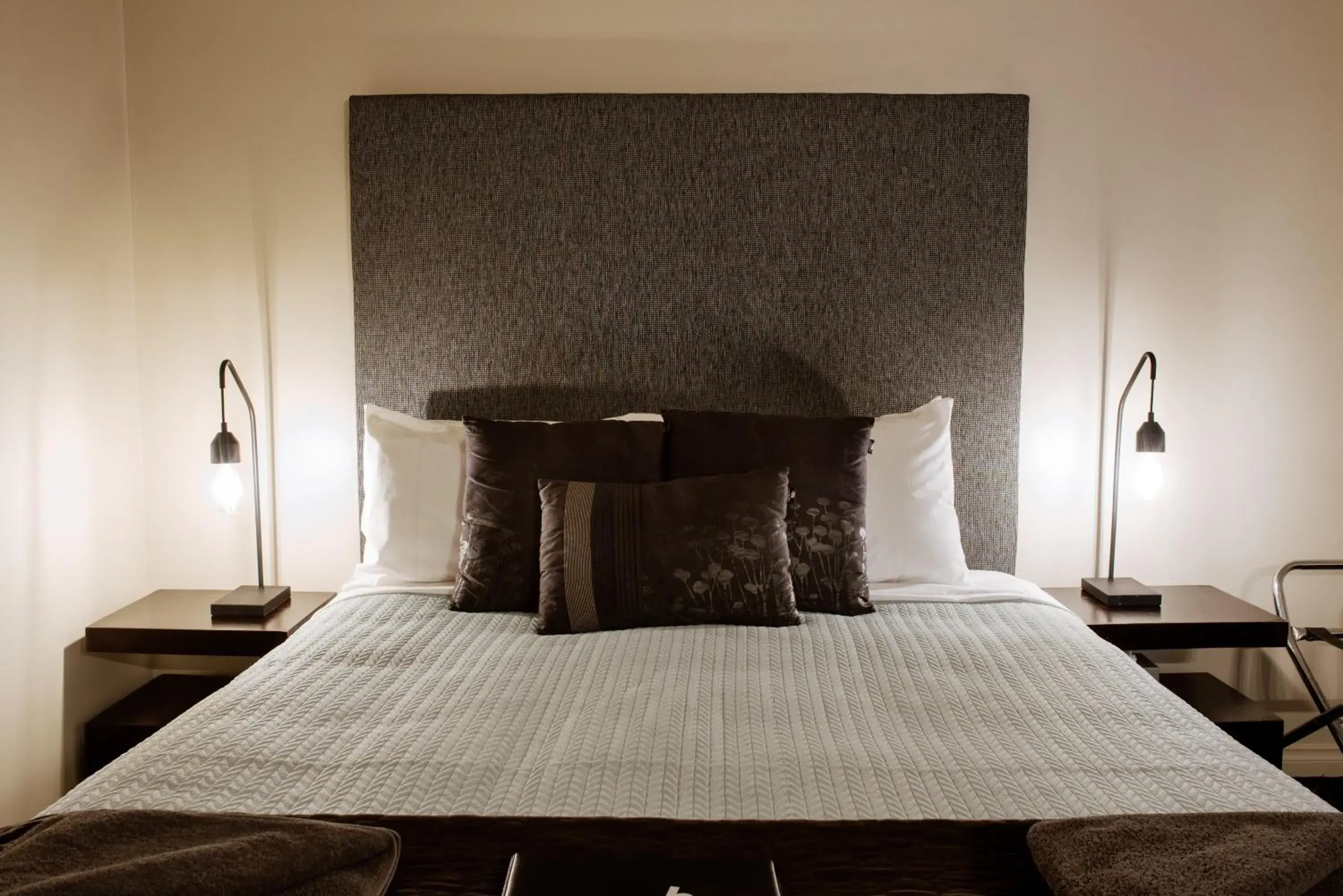 Executive Suite with Spa Bath in Alexandra Place Executive Suite with Spa Bath in Alexandra Place