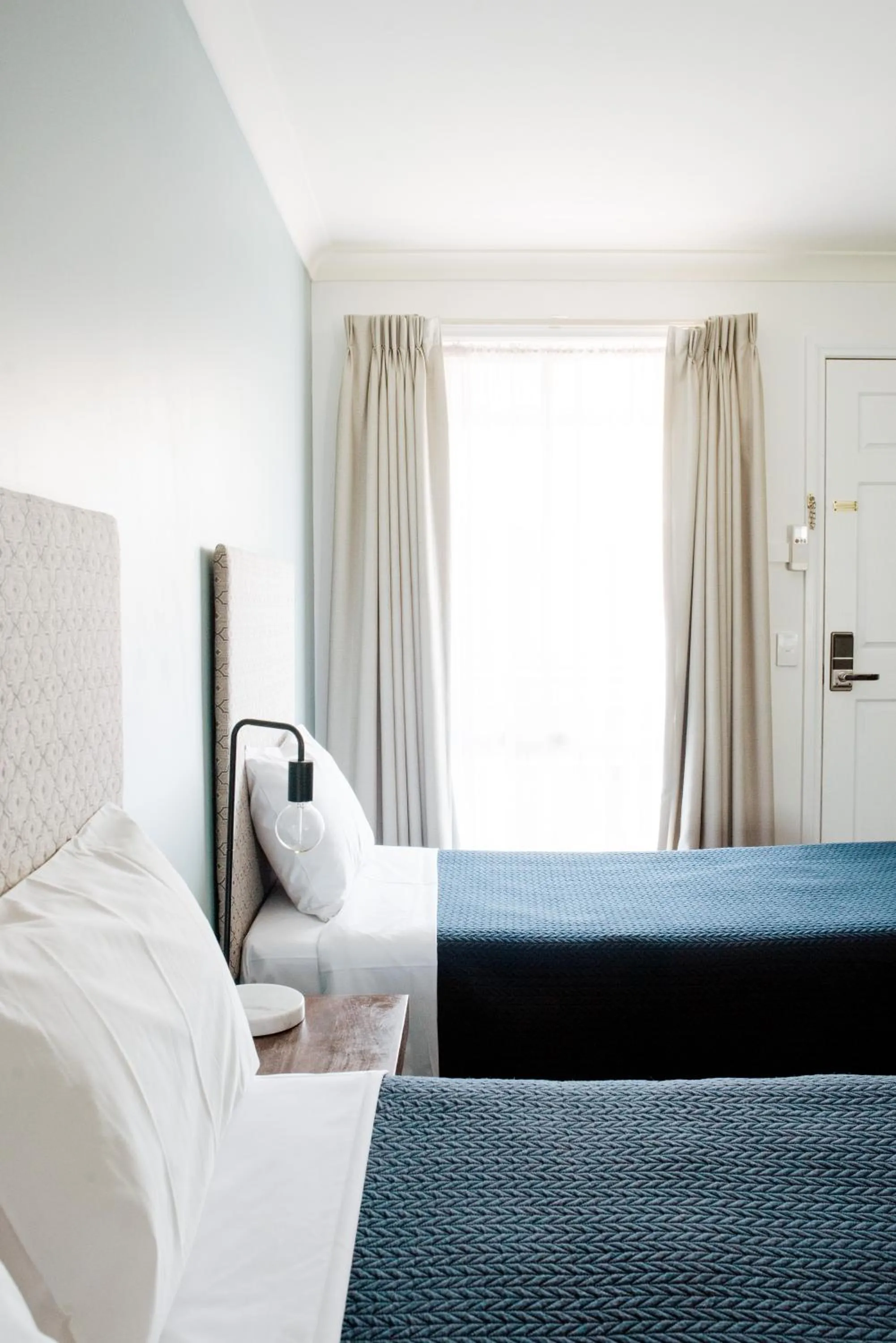 Bed in Alexandra Place