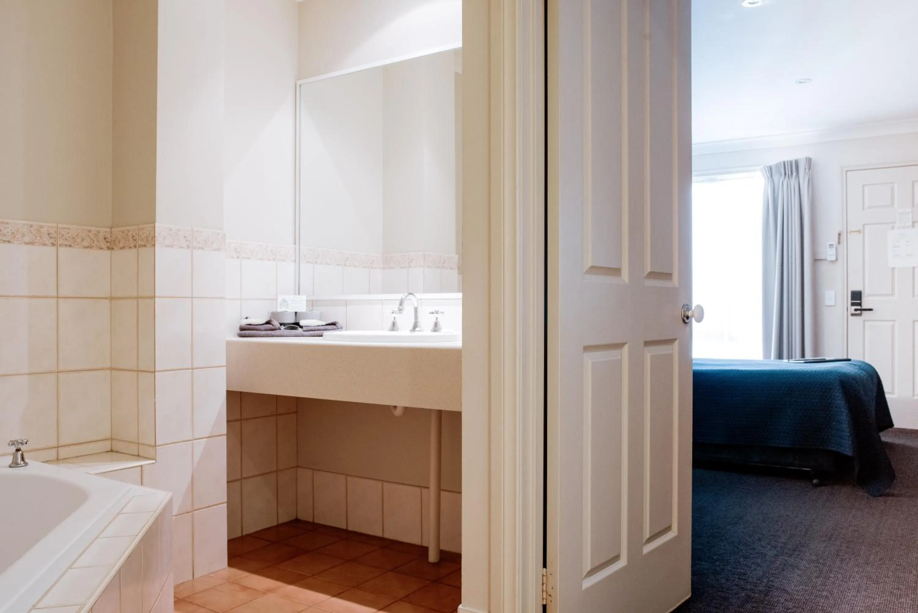 Bed in Alexandra Place