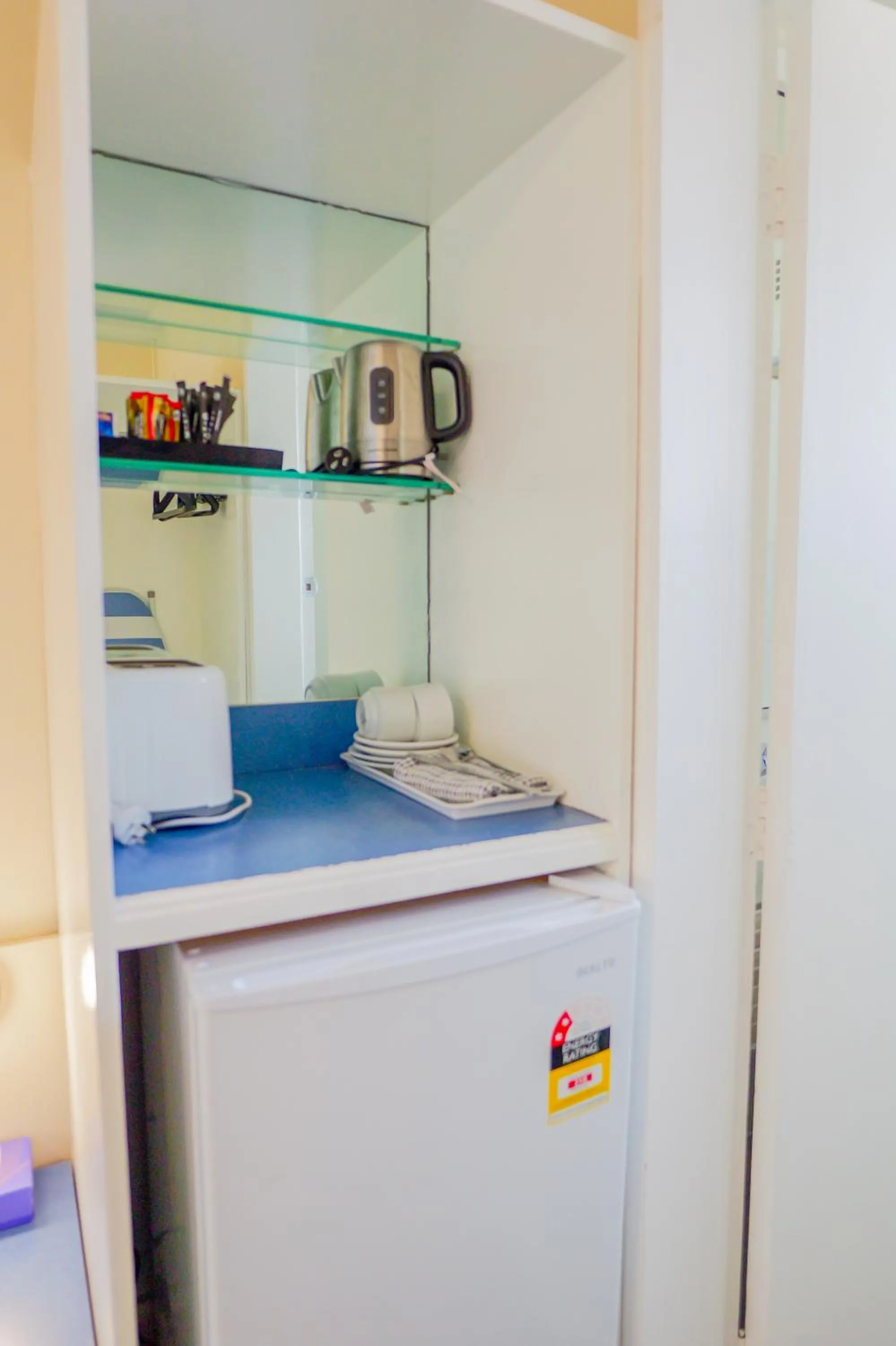 Kitchen or kitchenette in Abbotsleigh Motor Inn