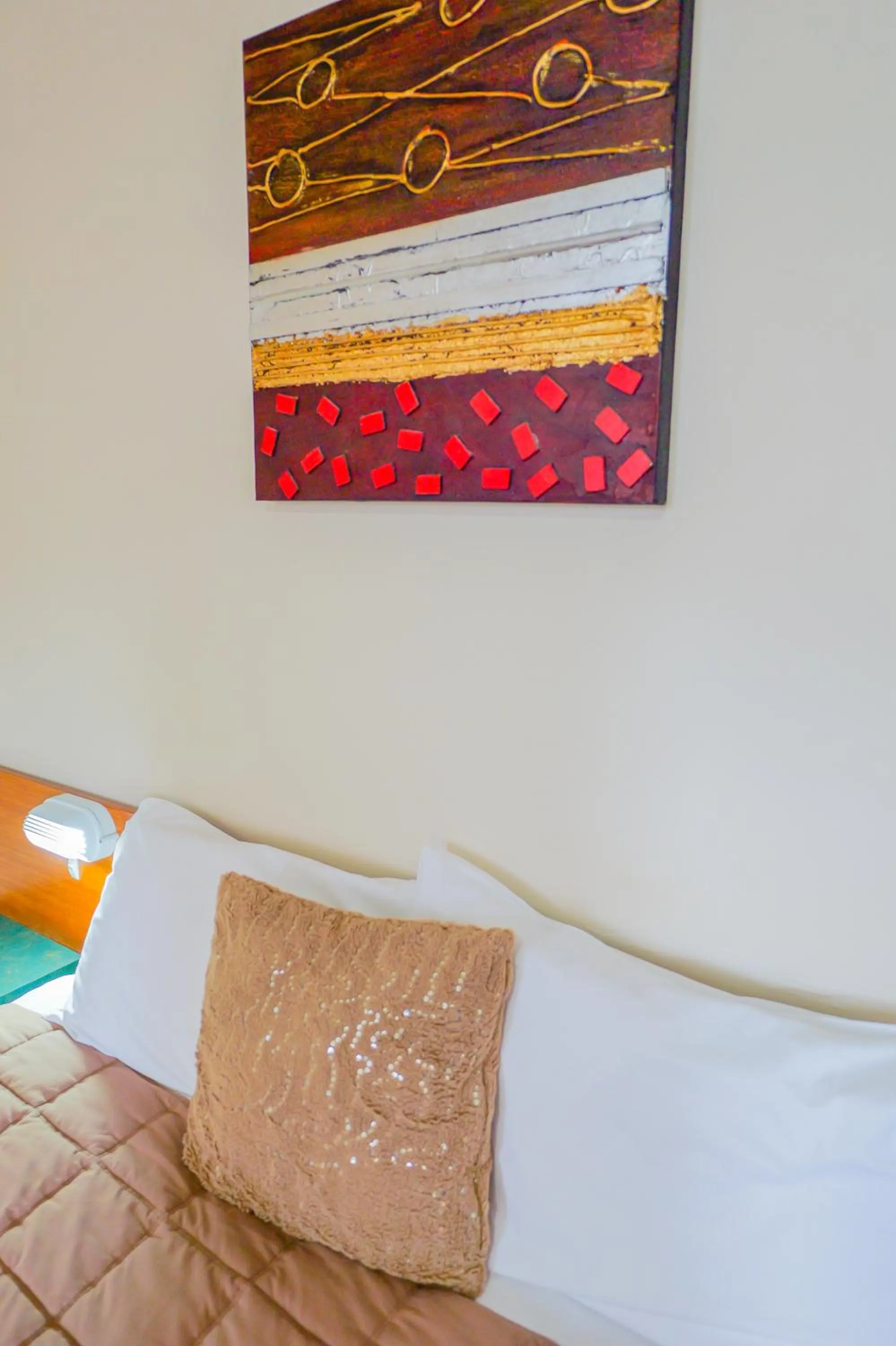 Bed in Abbotsleigh Motor Inn