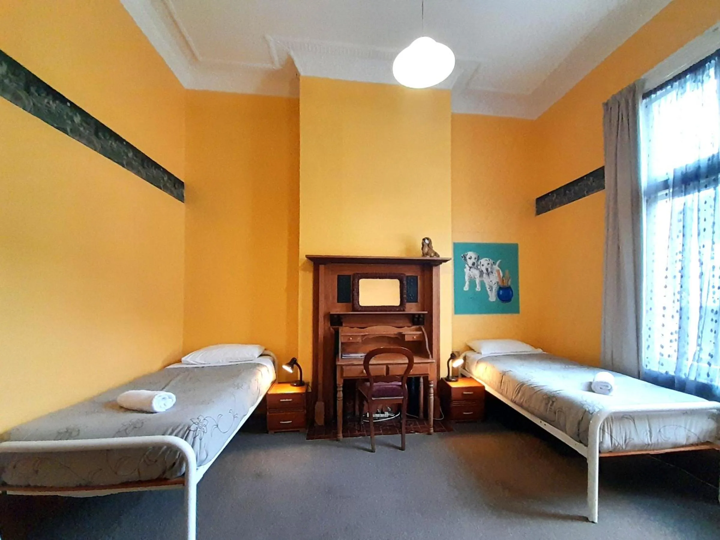 Bedroom, Bed in Noah's Ark Flashpacker