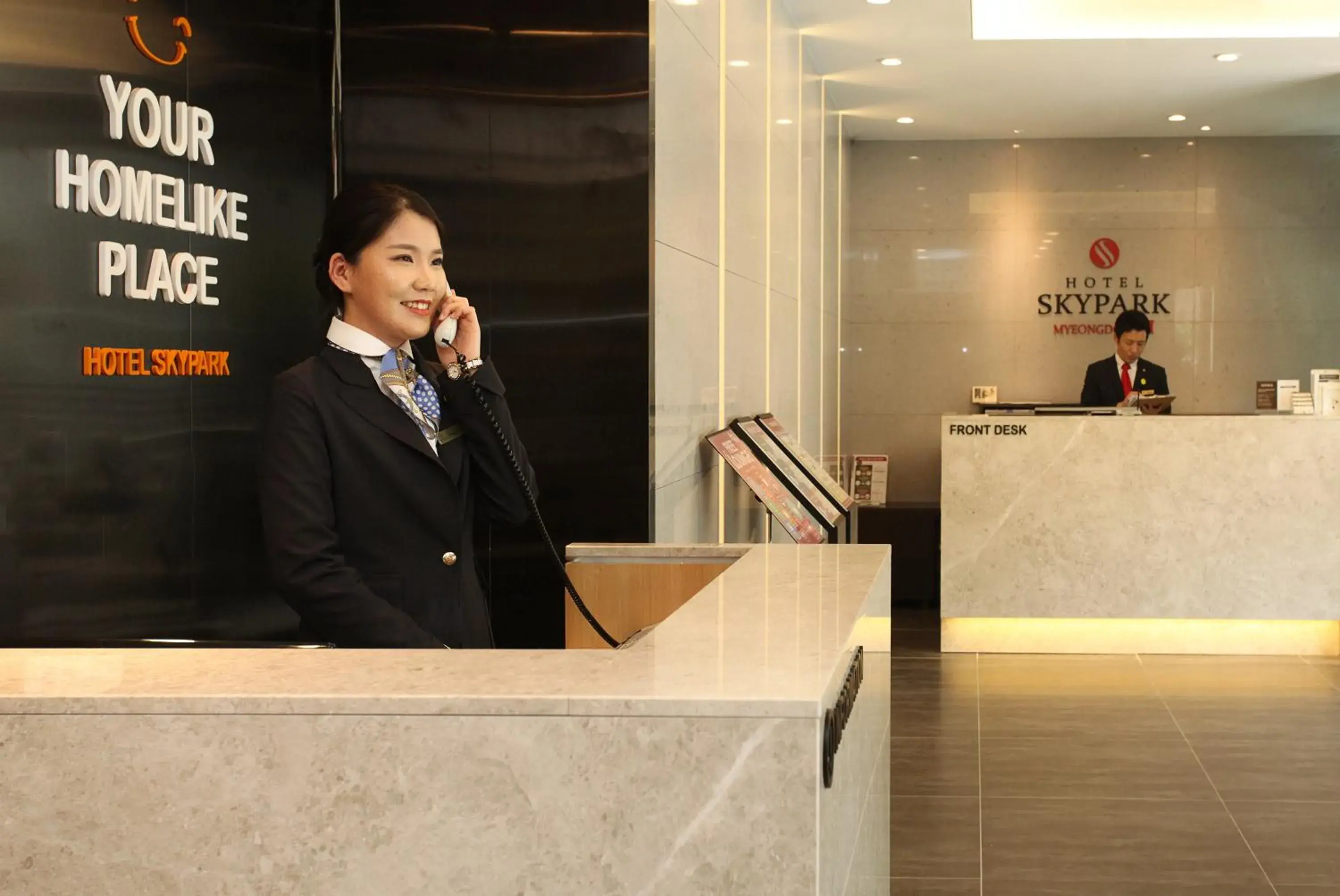 Lobby or reception in Hotel Skypark Myeongdong 2 Lobby or reception in Hotel Skypark Myeongdong 2
