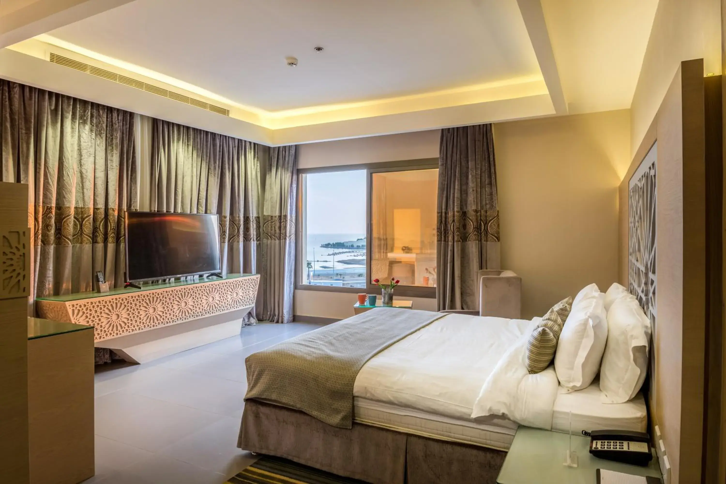 Standard Double Room in Ewaa Express Hotel - Al Hamra Standard Double Room in Ewaa Express Hotel - Al Hamra