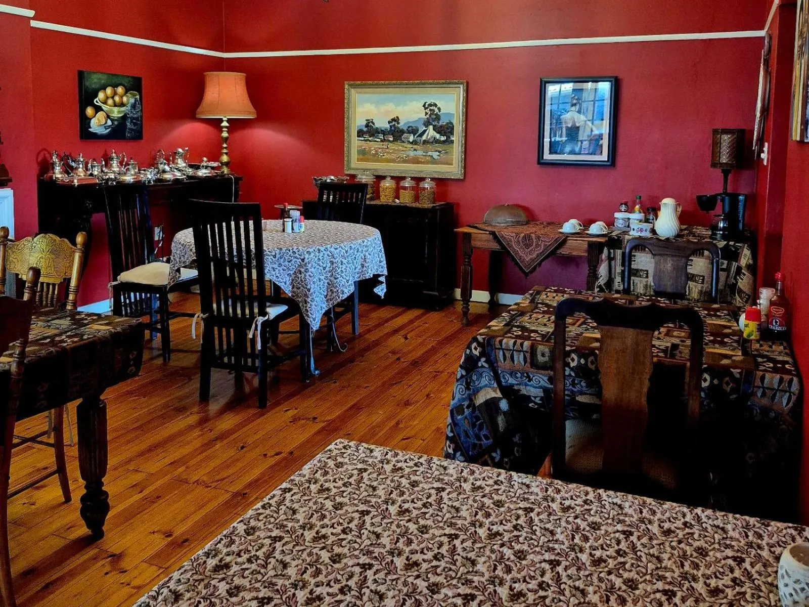 Dining area in Peppertree House BnB and Self-catering