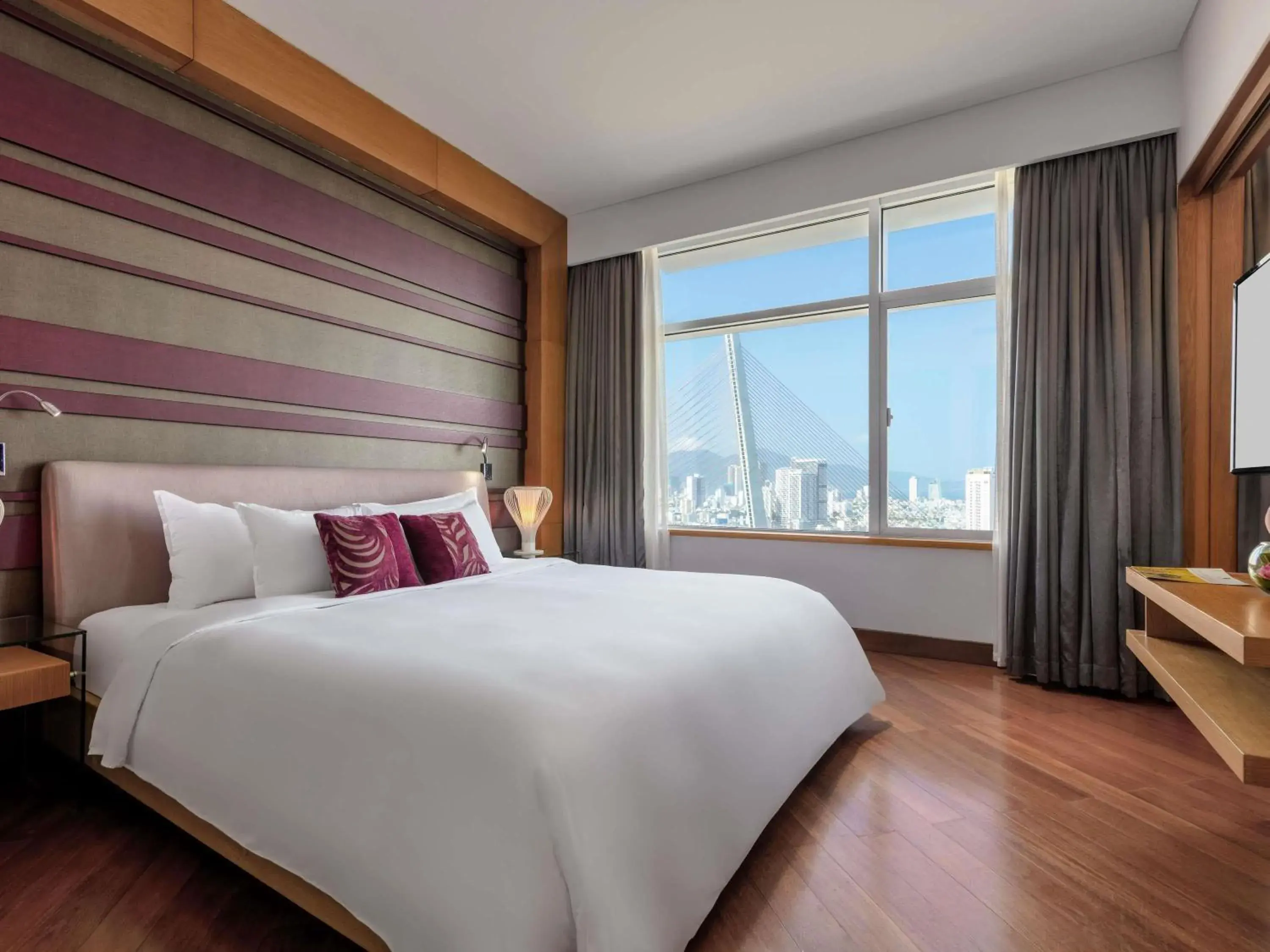 Bedroom, Bed in Grand Mercure Danang Bedroom, Bed in Grand Mercure Danang