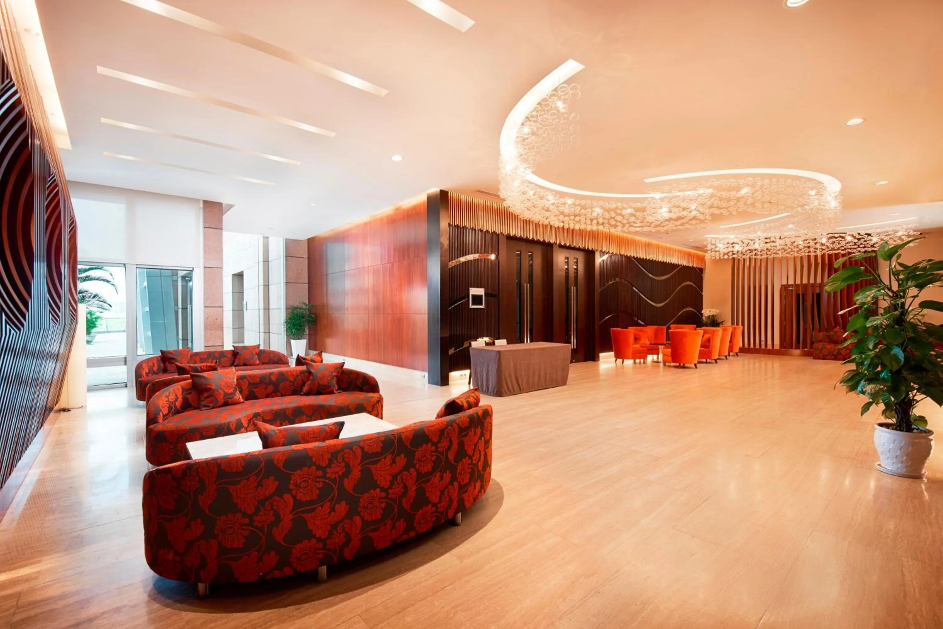 Business facilities in Grand Mercure Danang