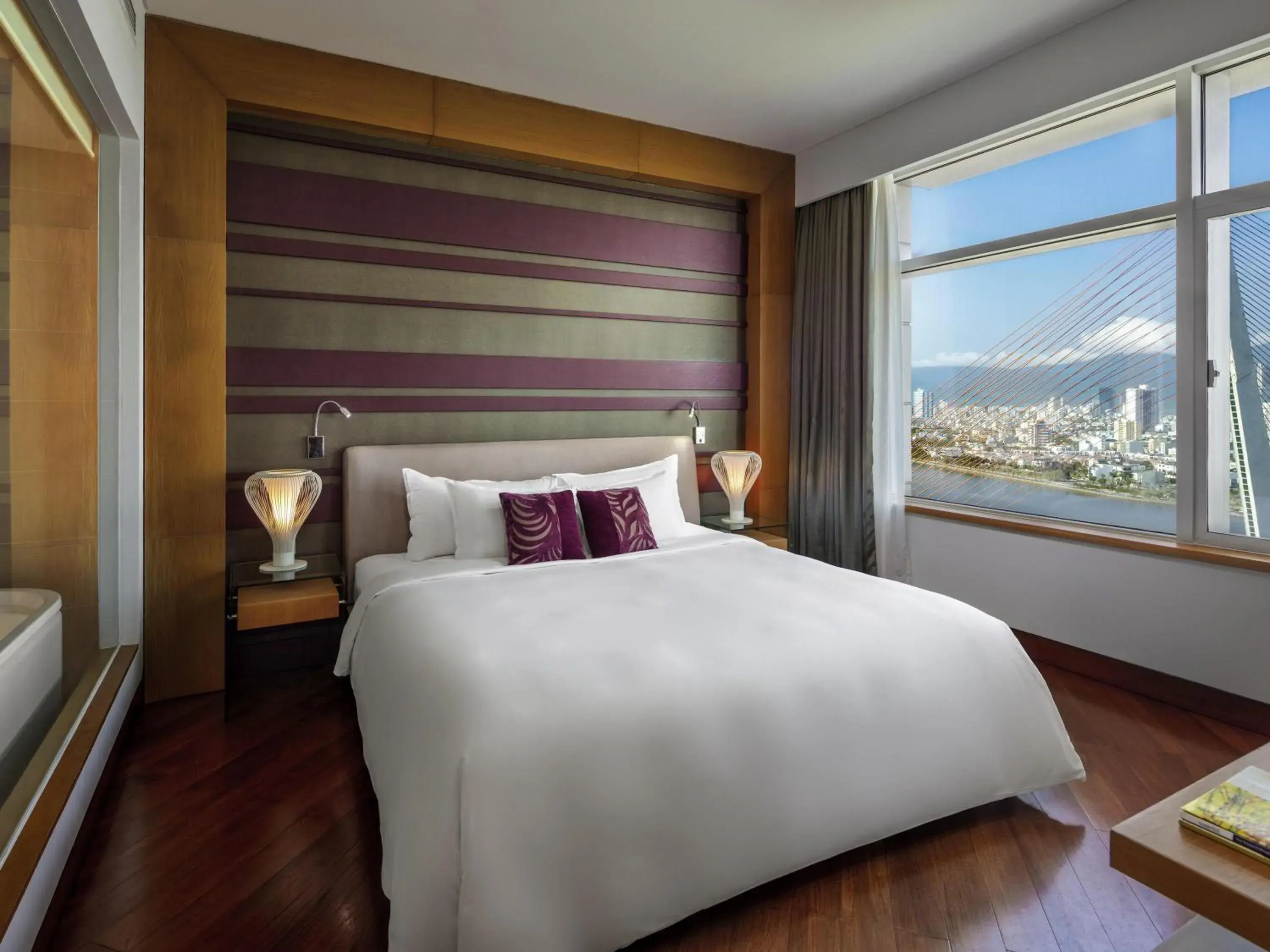 Bedroom, Bed in Grand Mercure Danang Bedroom, Bed in Grand Mercure Danang