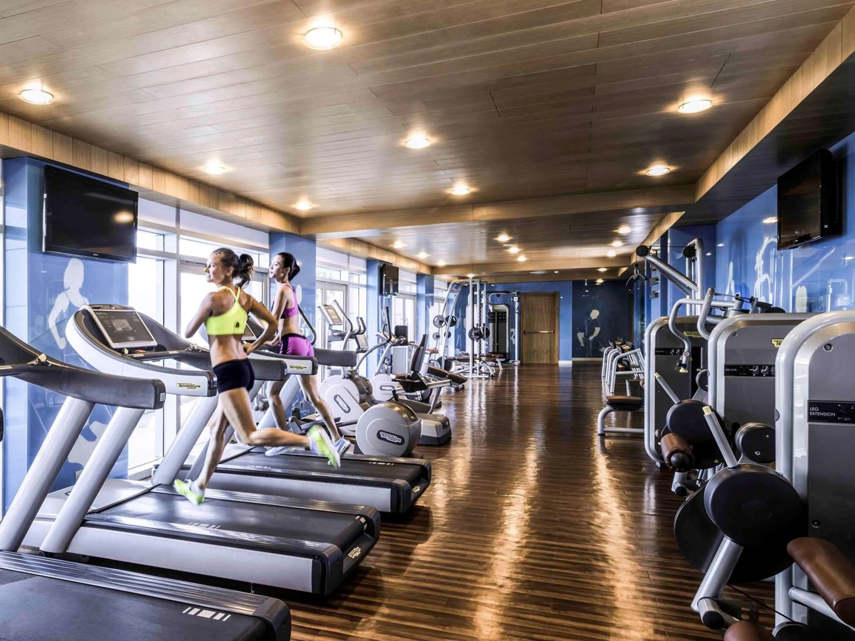 Fitness centre/facilities in Grand Mercure Danang