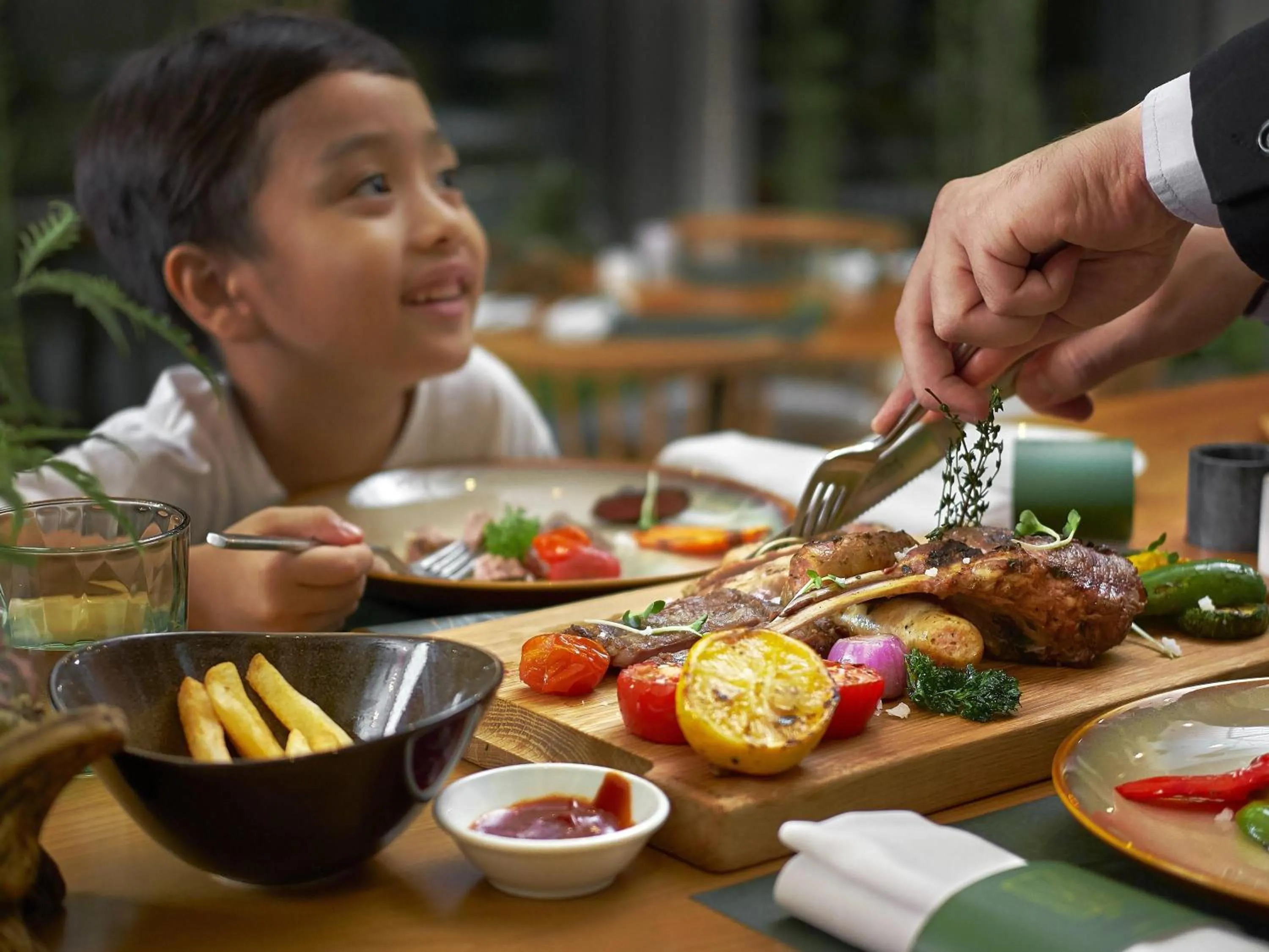 Restaurant/places to eat in Grand Mercure Danang