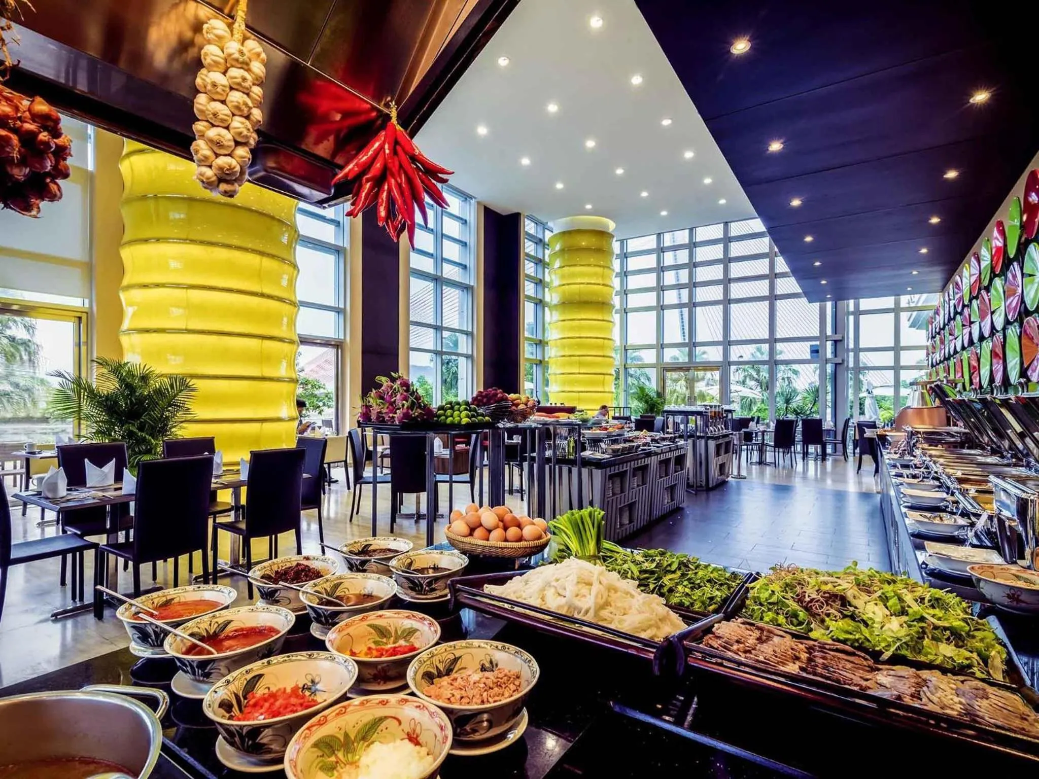 Restaurant/places to eat in Grand Mercure Danang