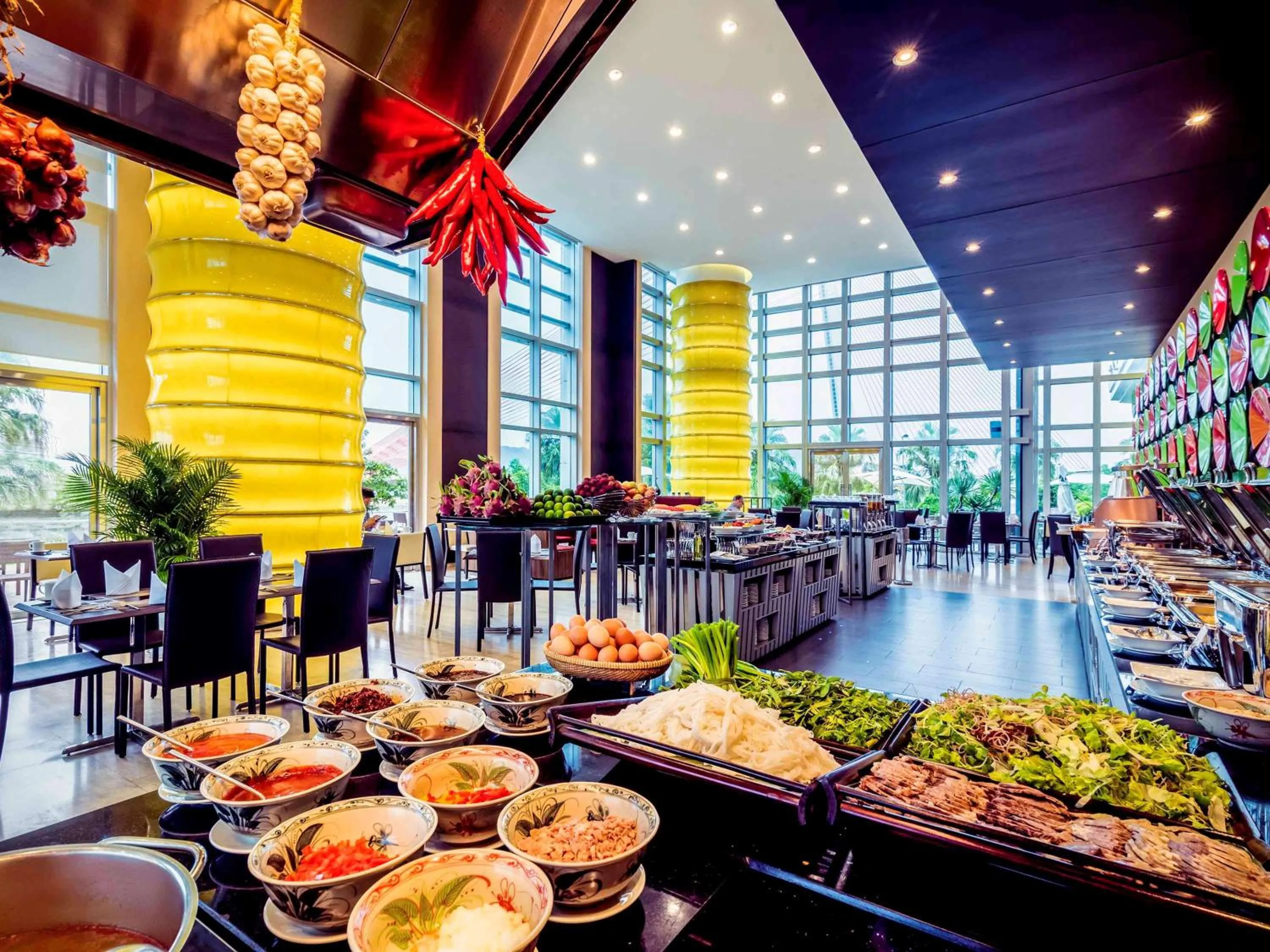 Restaurant/places to eat in Grand Mercure Danang