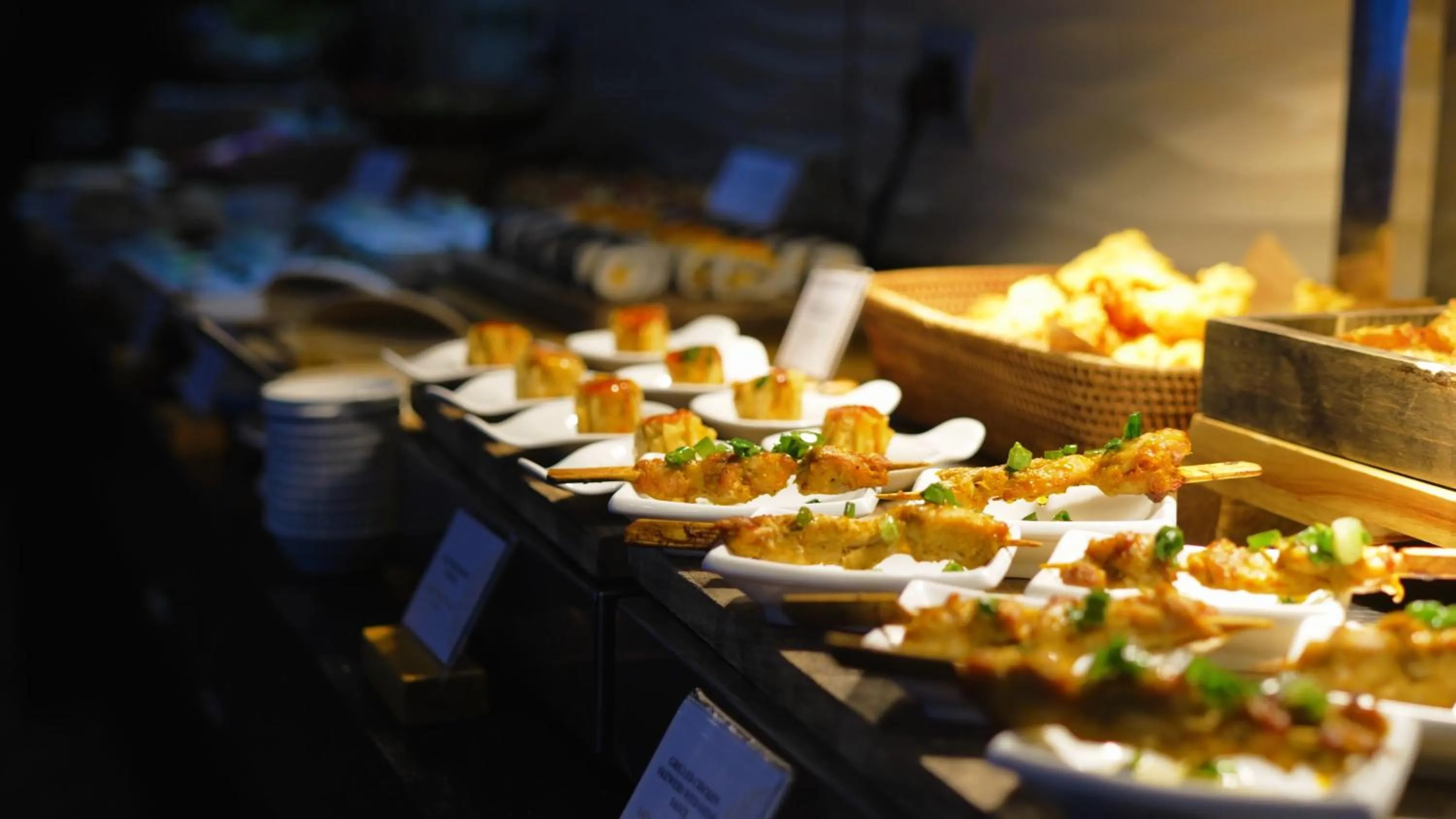 Restaurant/places to eat in Grand Mercure Danang