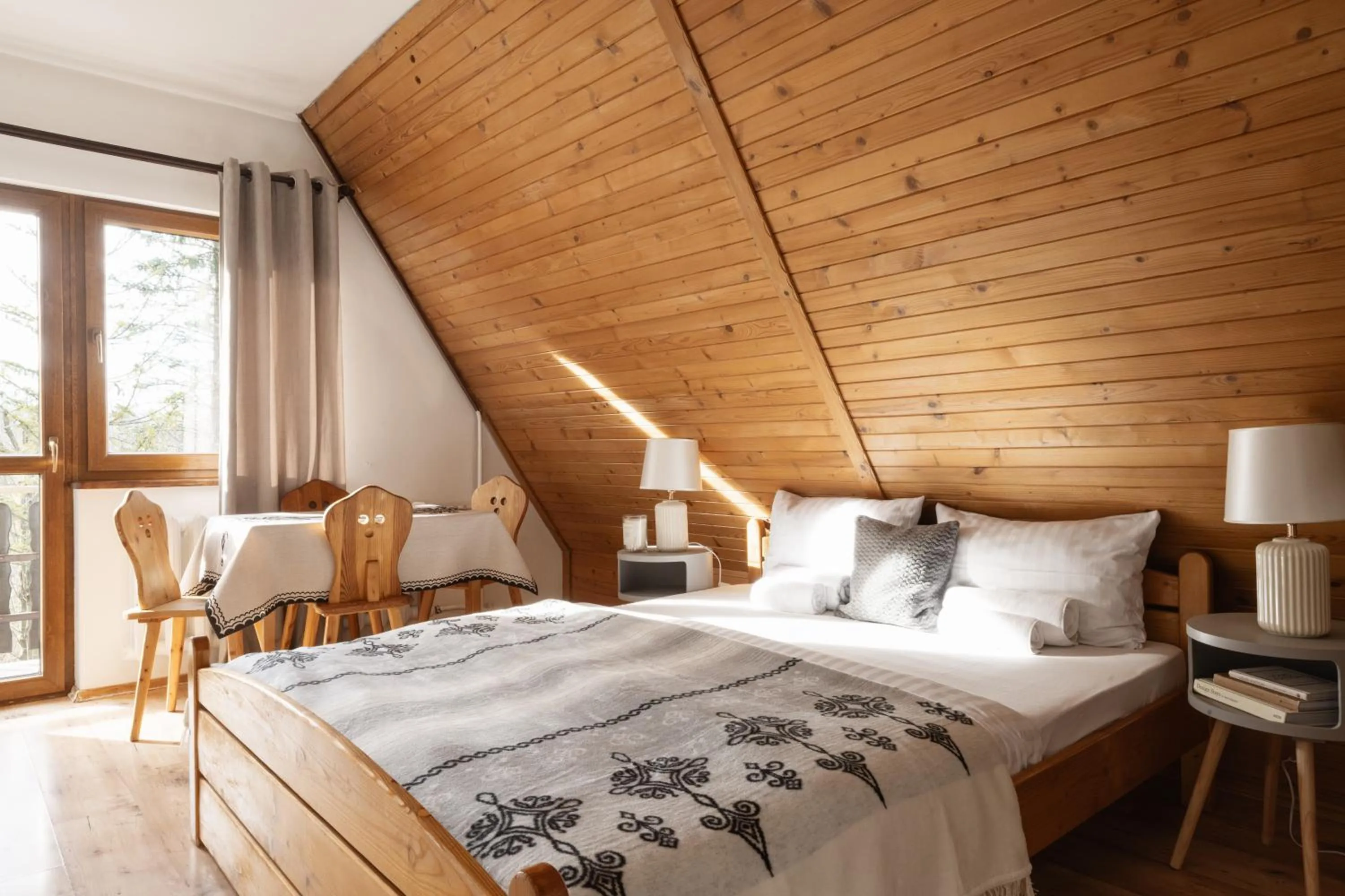 Bed in POKOJE GOŚCINNE WILCZNIK 12