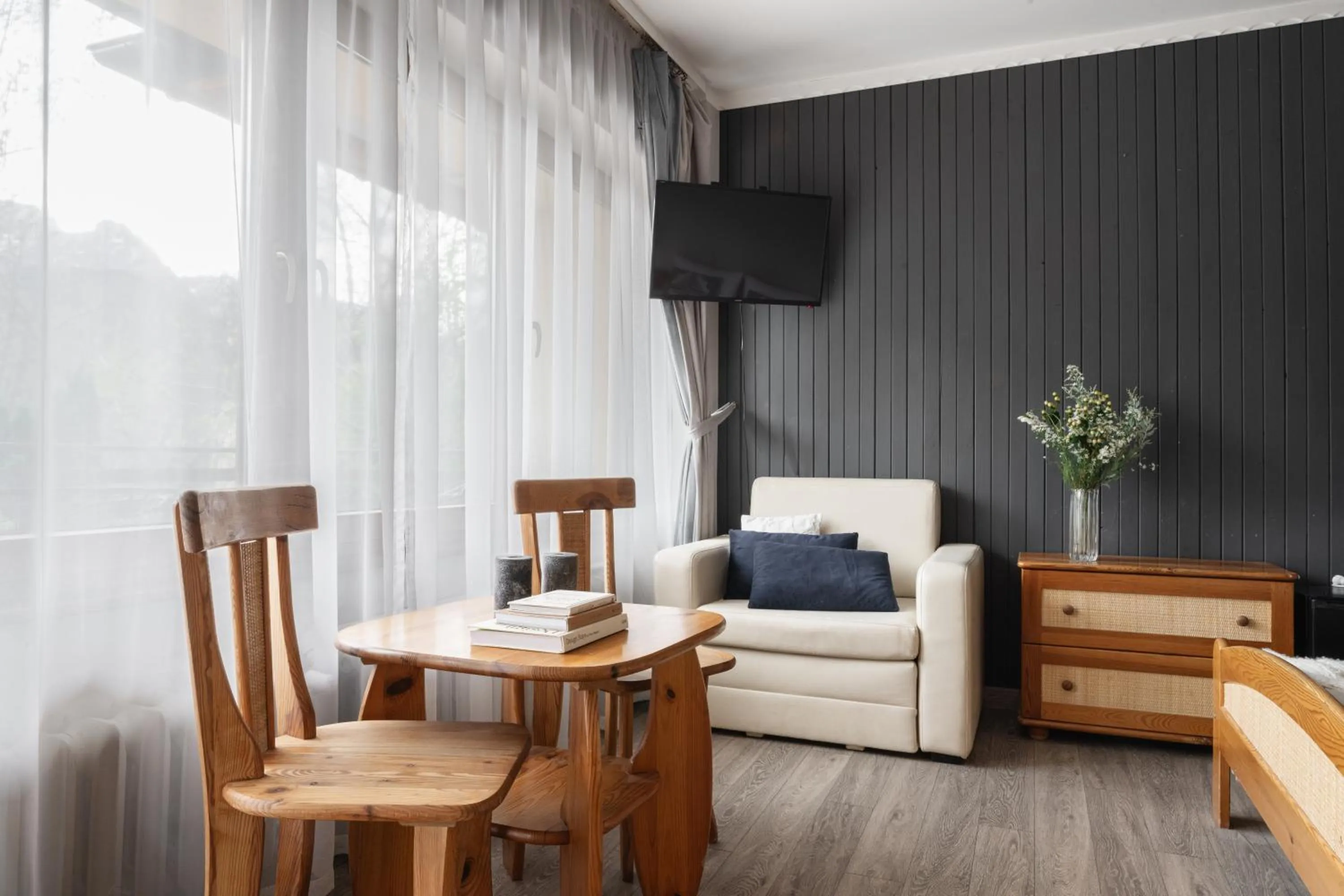 TV and multimedia in POKOJE GOŚCINNE WILCZNIK 12