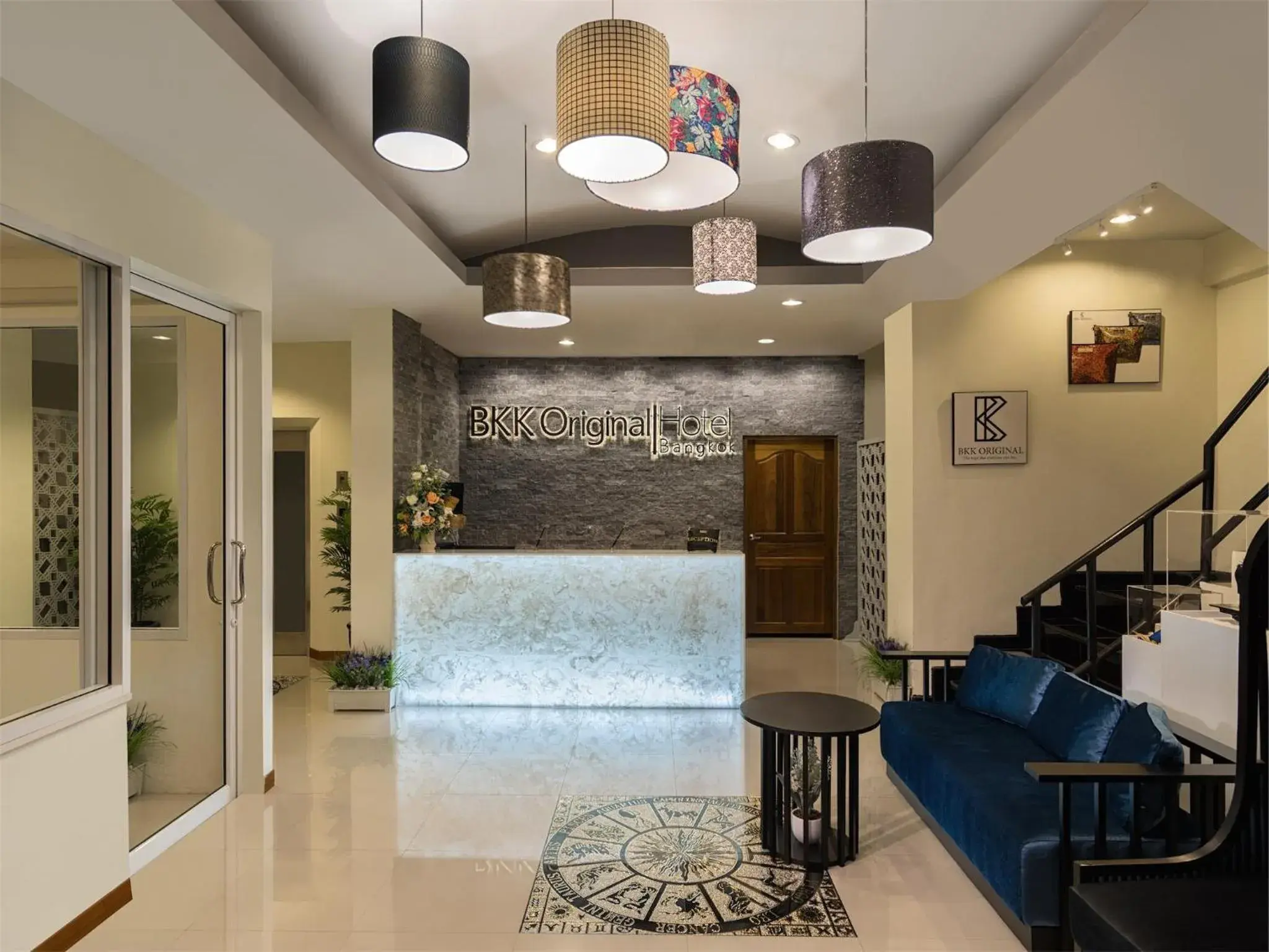 Living room in Bangkok River Loka Hotel Living room in Bangkok River Loka Hotel