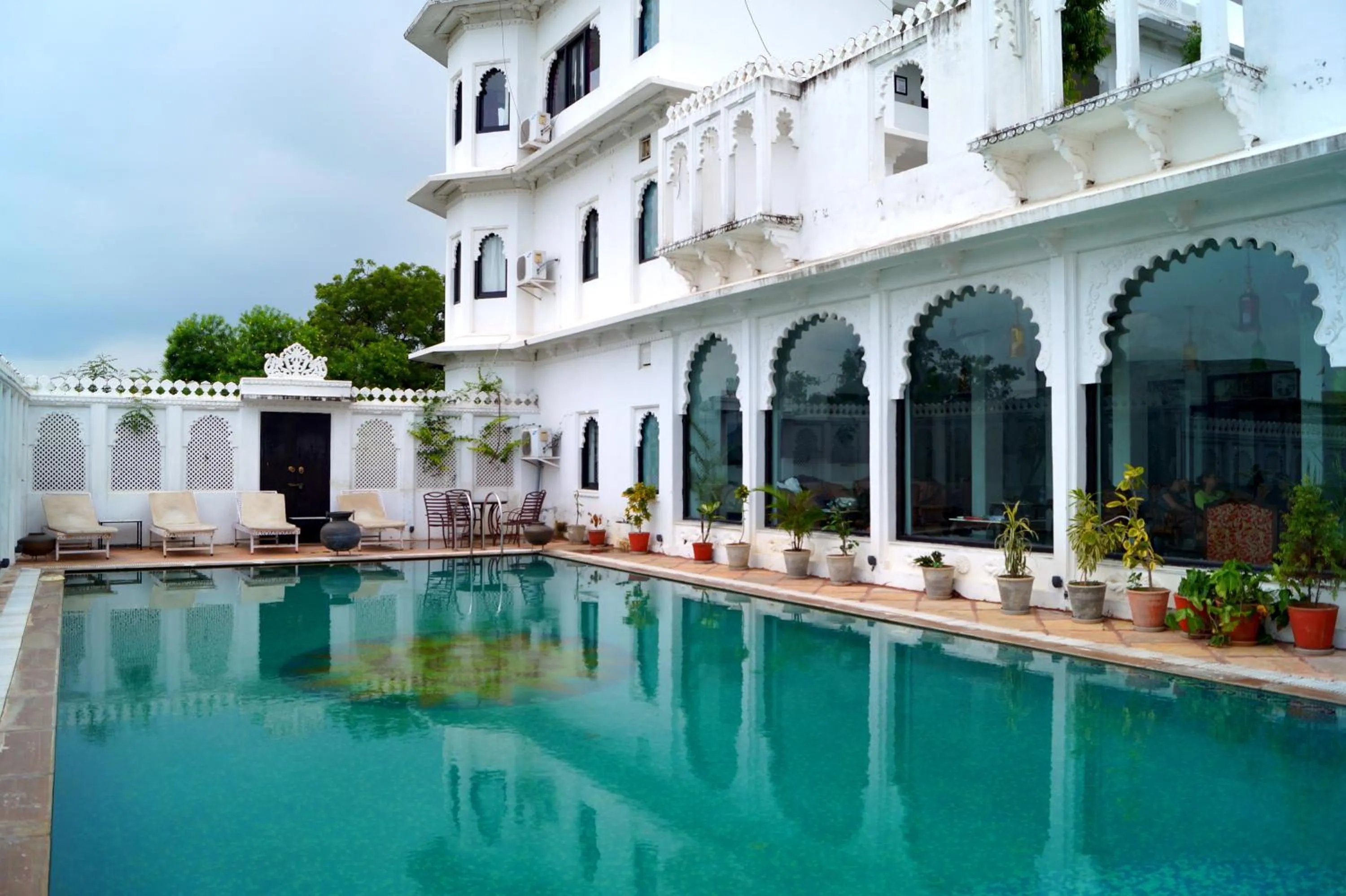 Swimming pool in Karohi Haveli - A Heritage Hotel