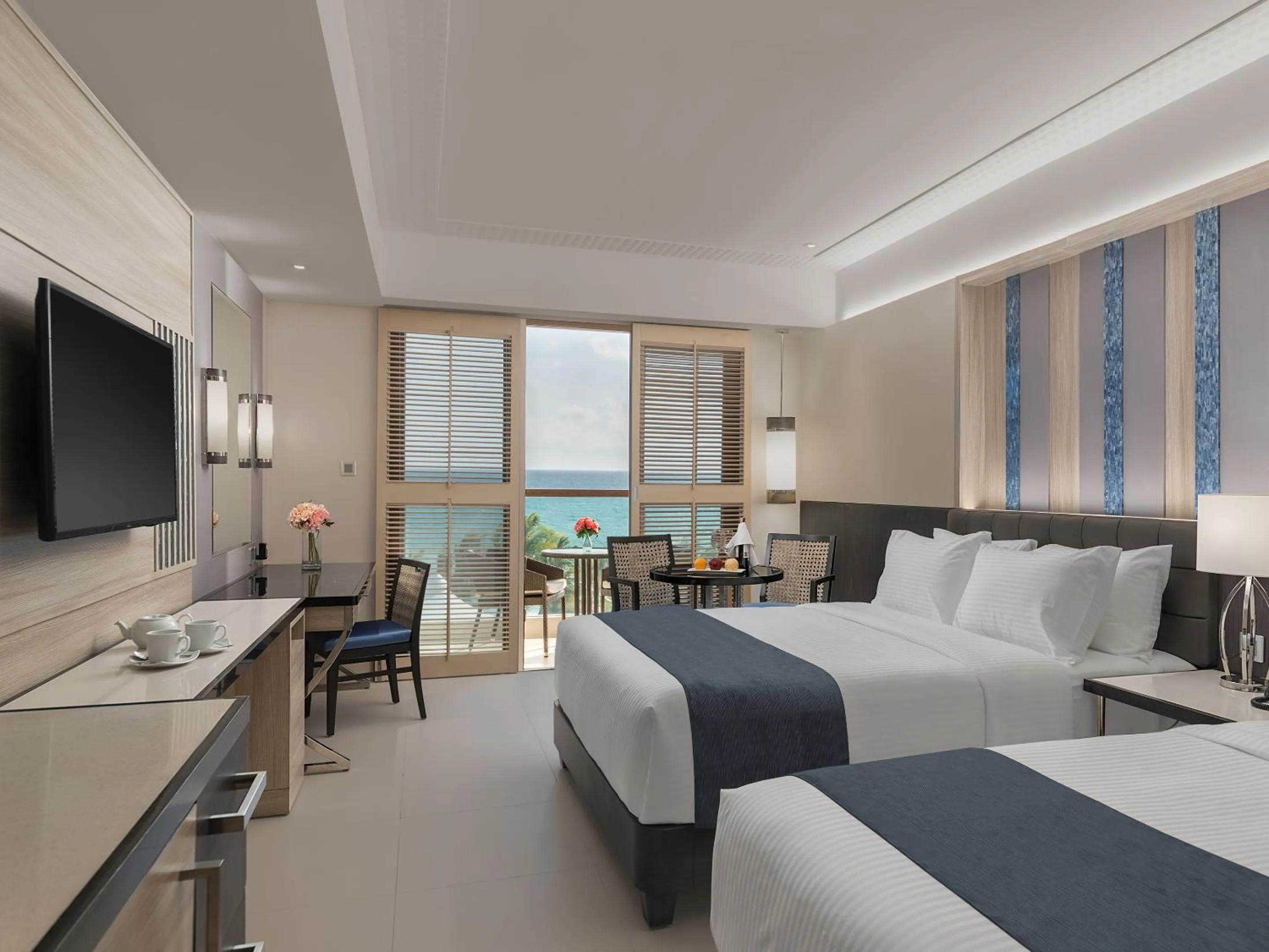 Photo of the whole room, Bed in Henann Palm Beach Resort