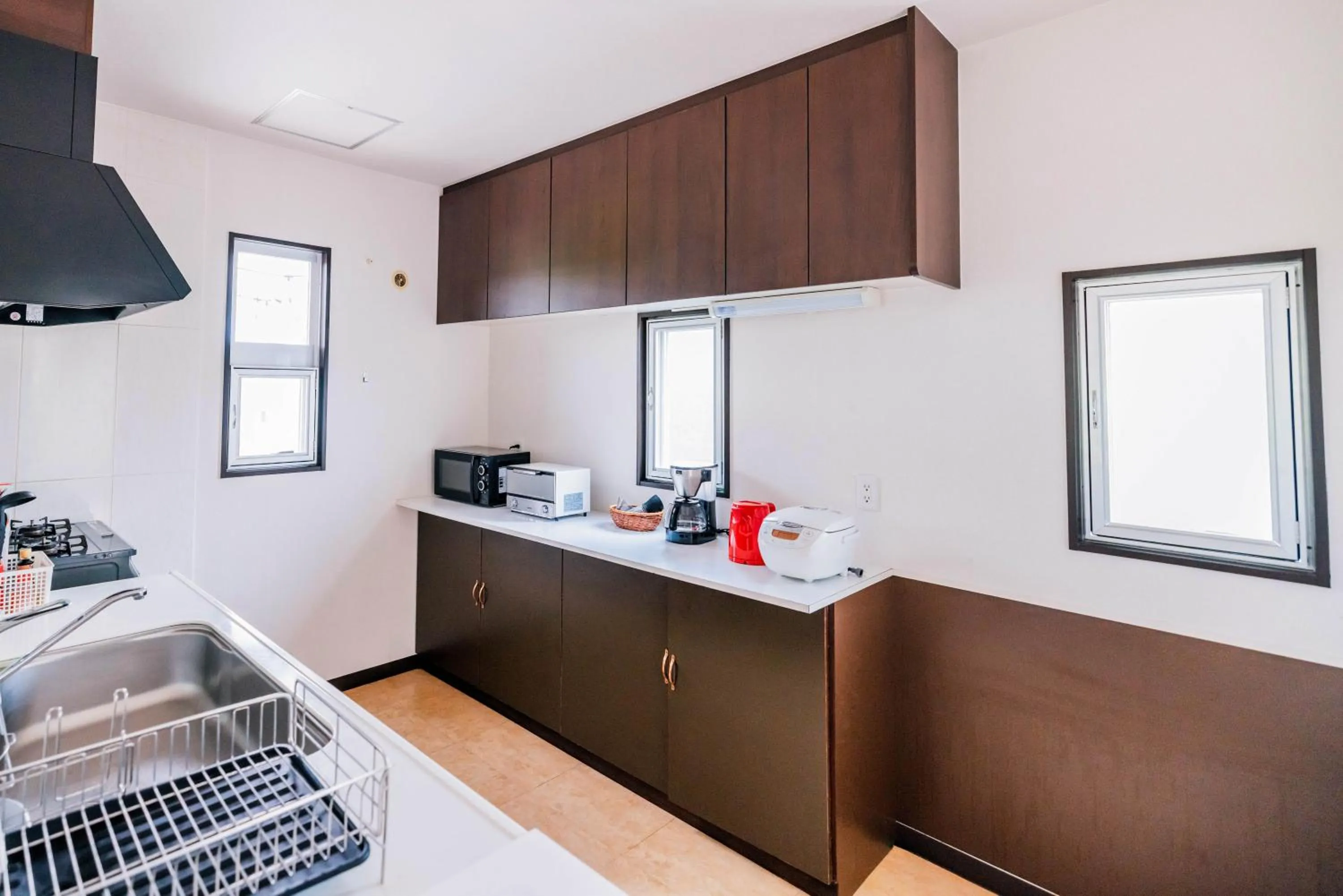Kitchen or kitchenette in Scallop Beach Condominium