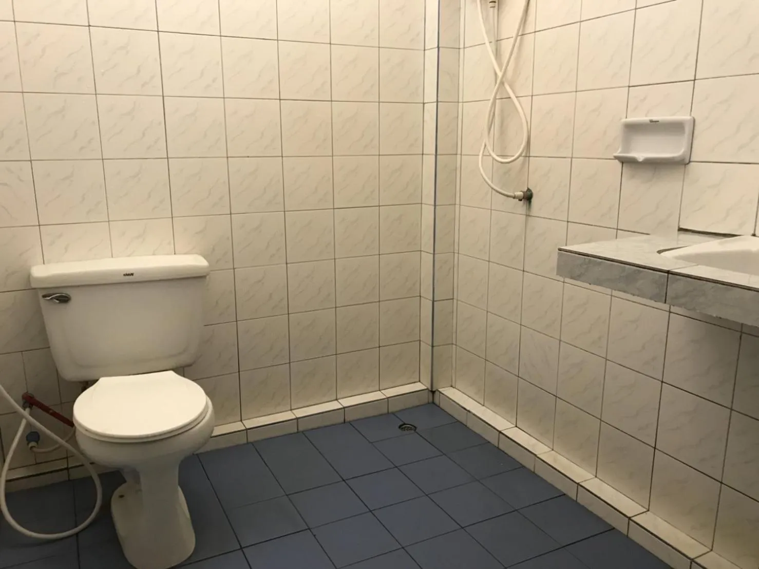 Bathroom in Paradise Lamai Bungalow