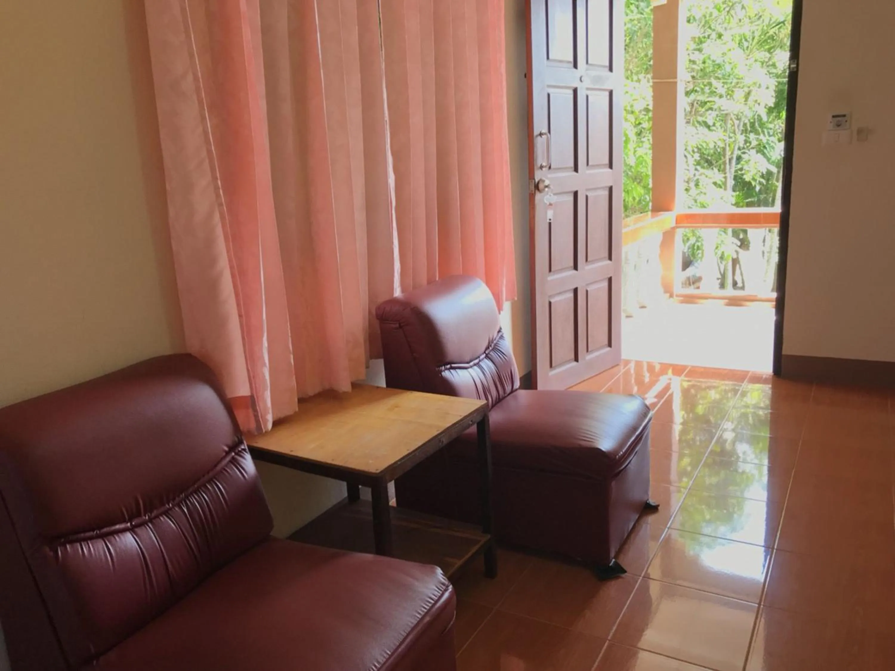 Seating Area in Paradise Lamai Bungalow