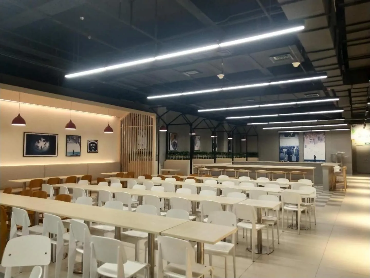 Restaurant/places to eat in Lujiazui More Residence