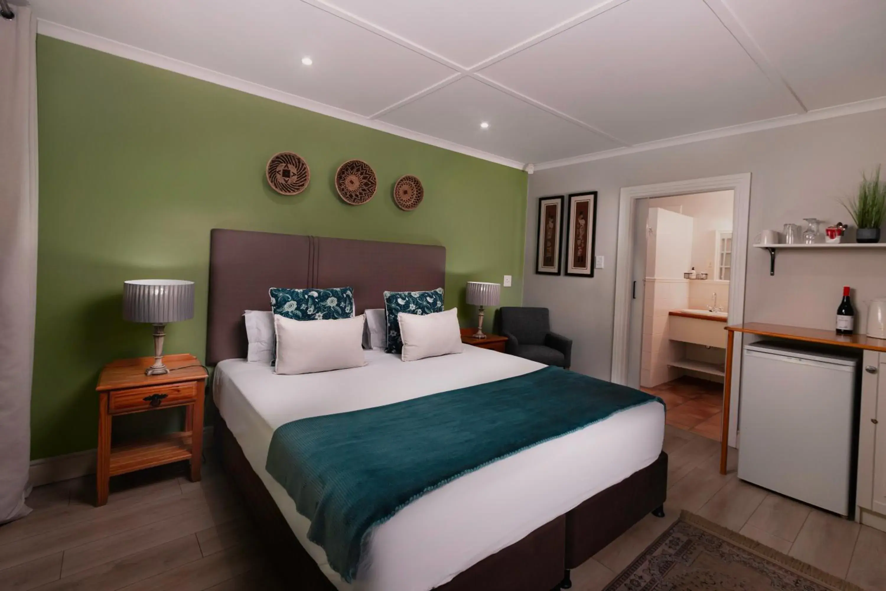 Twin/Double Room - single occupancy in 88 Baron van Reede Guesthouse Twin/Double Room - single occupancy in 88 Baron van Reede Guesthouse