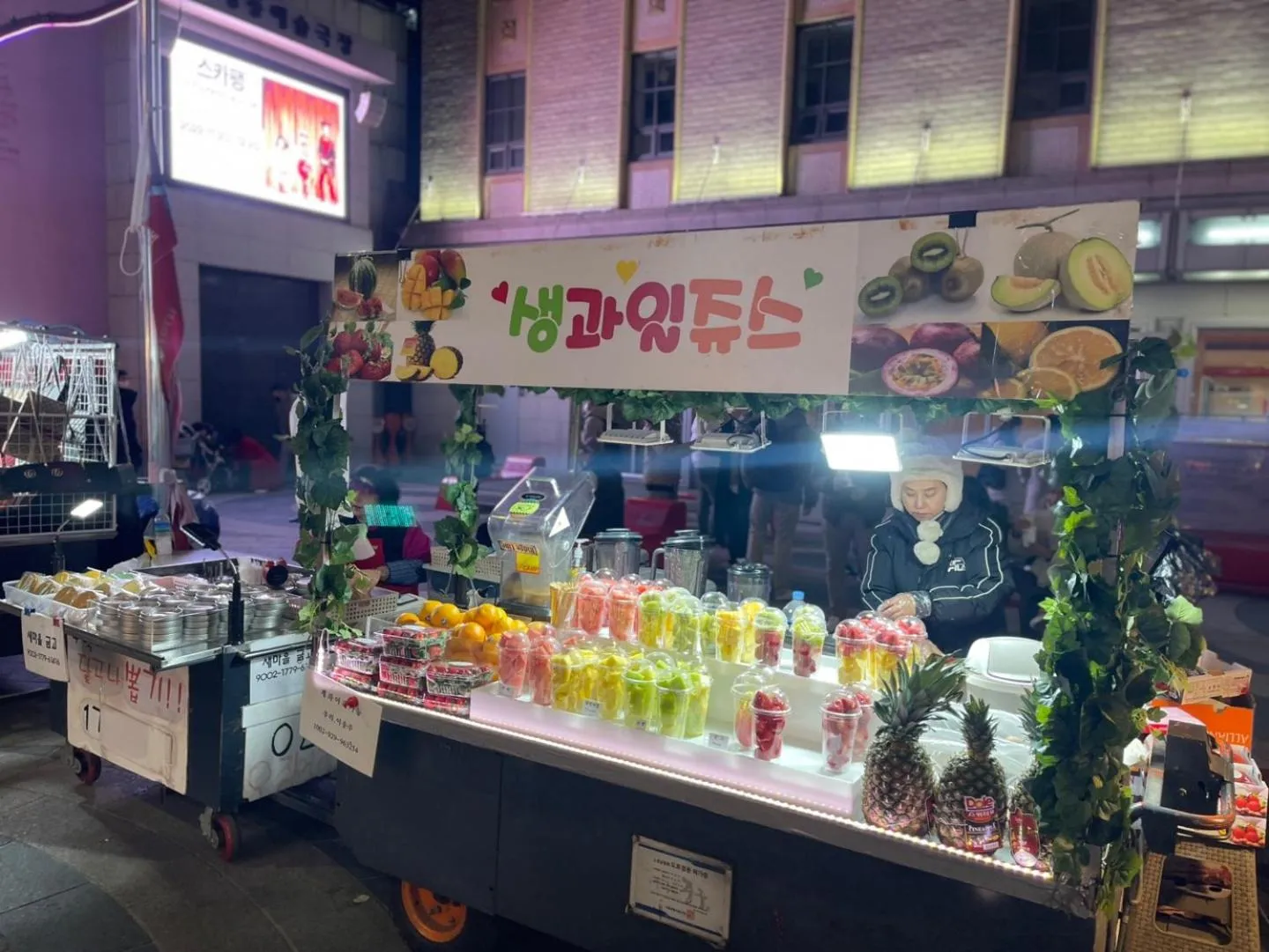 Food and drinks in Artravel Myeongdong